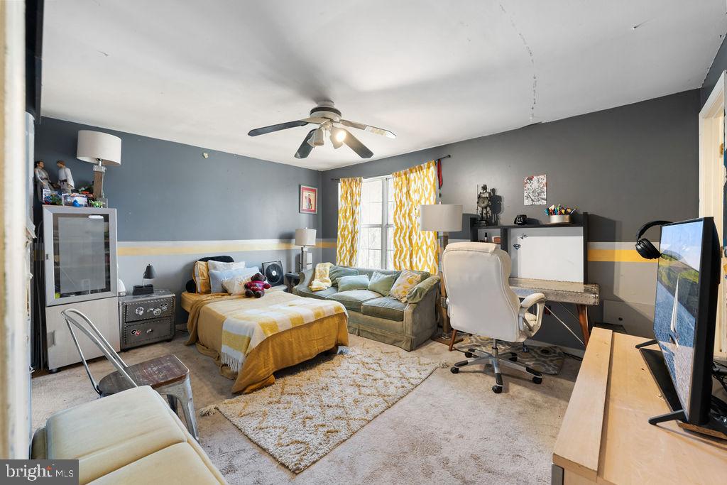 Real estate listing preview #16