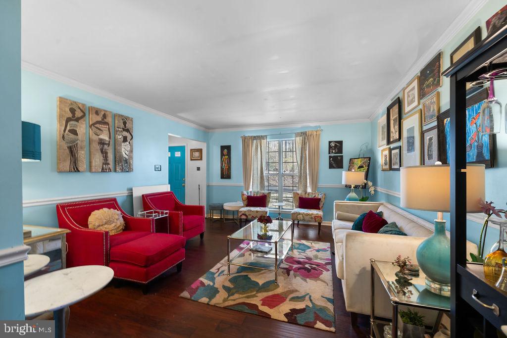 Real estate listing preview #6