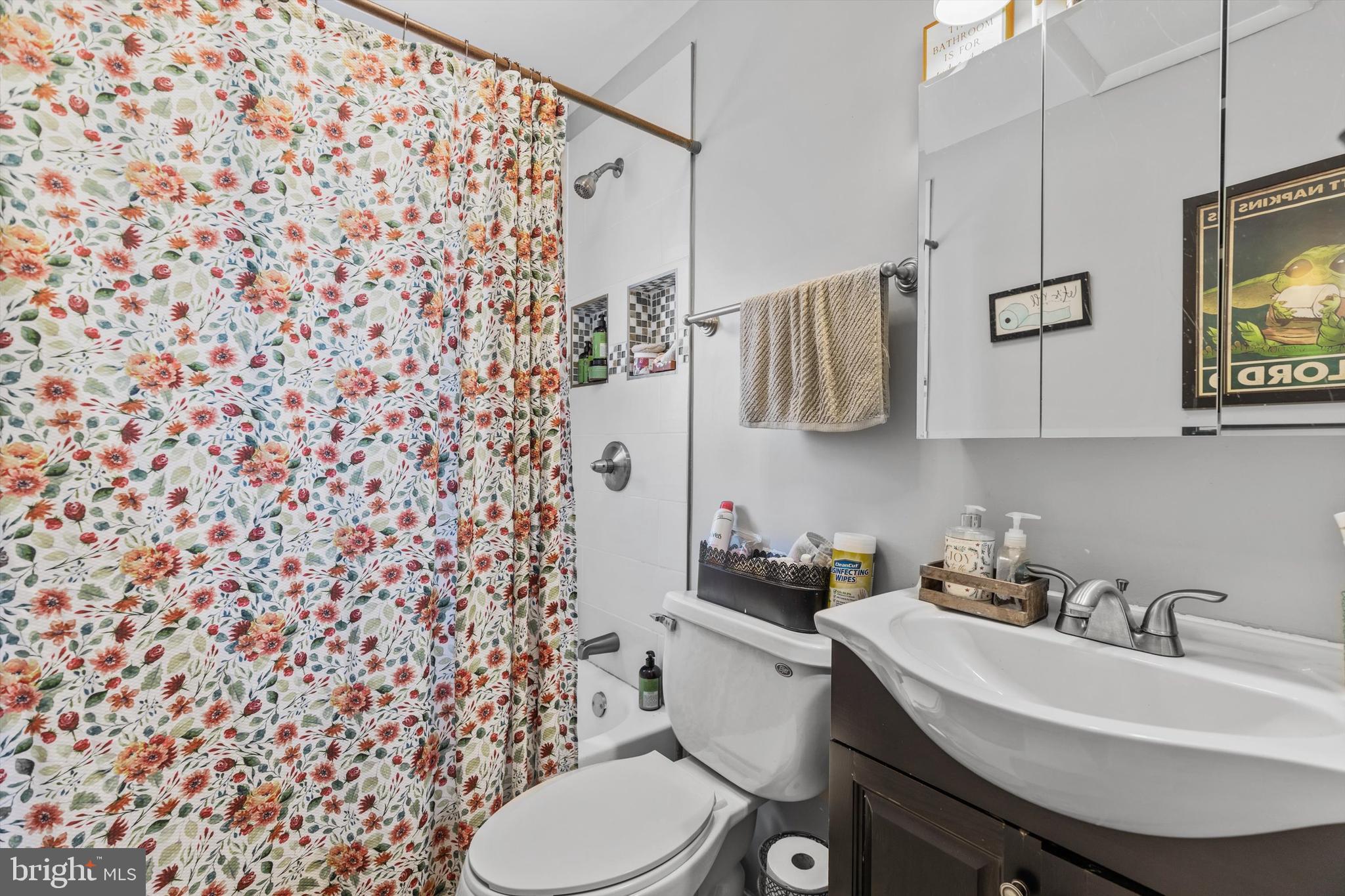 Real estate listing preview #13