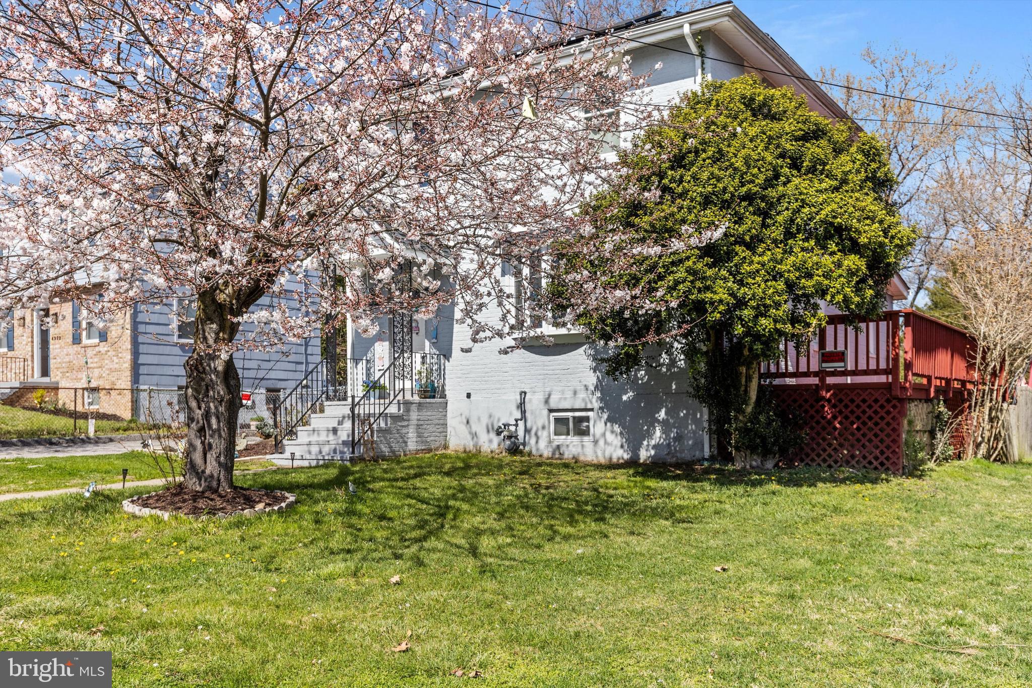 Real estate listing preview #3