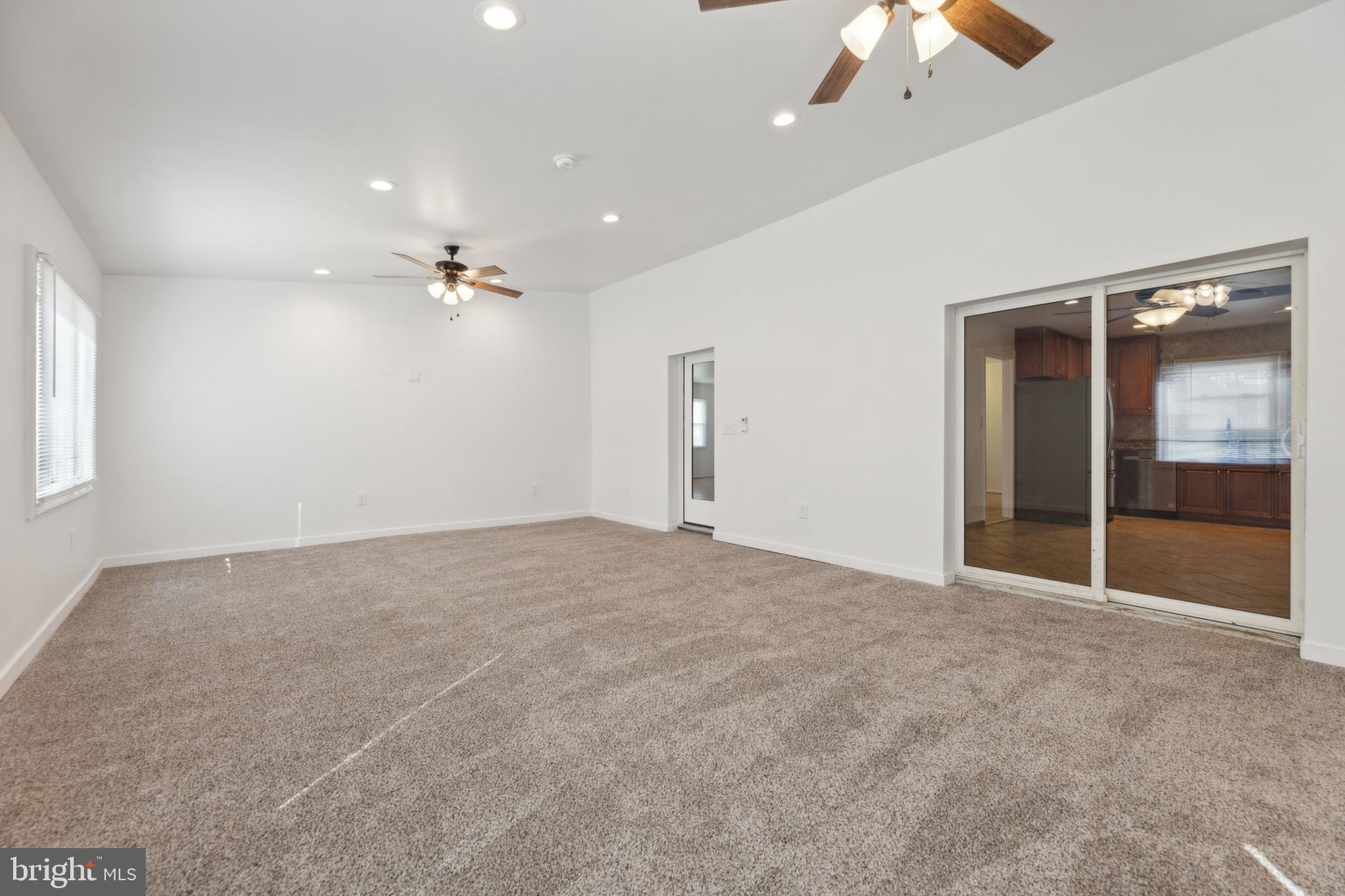 Real estate listing preview #12