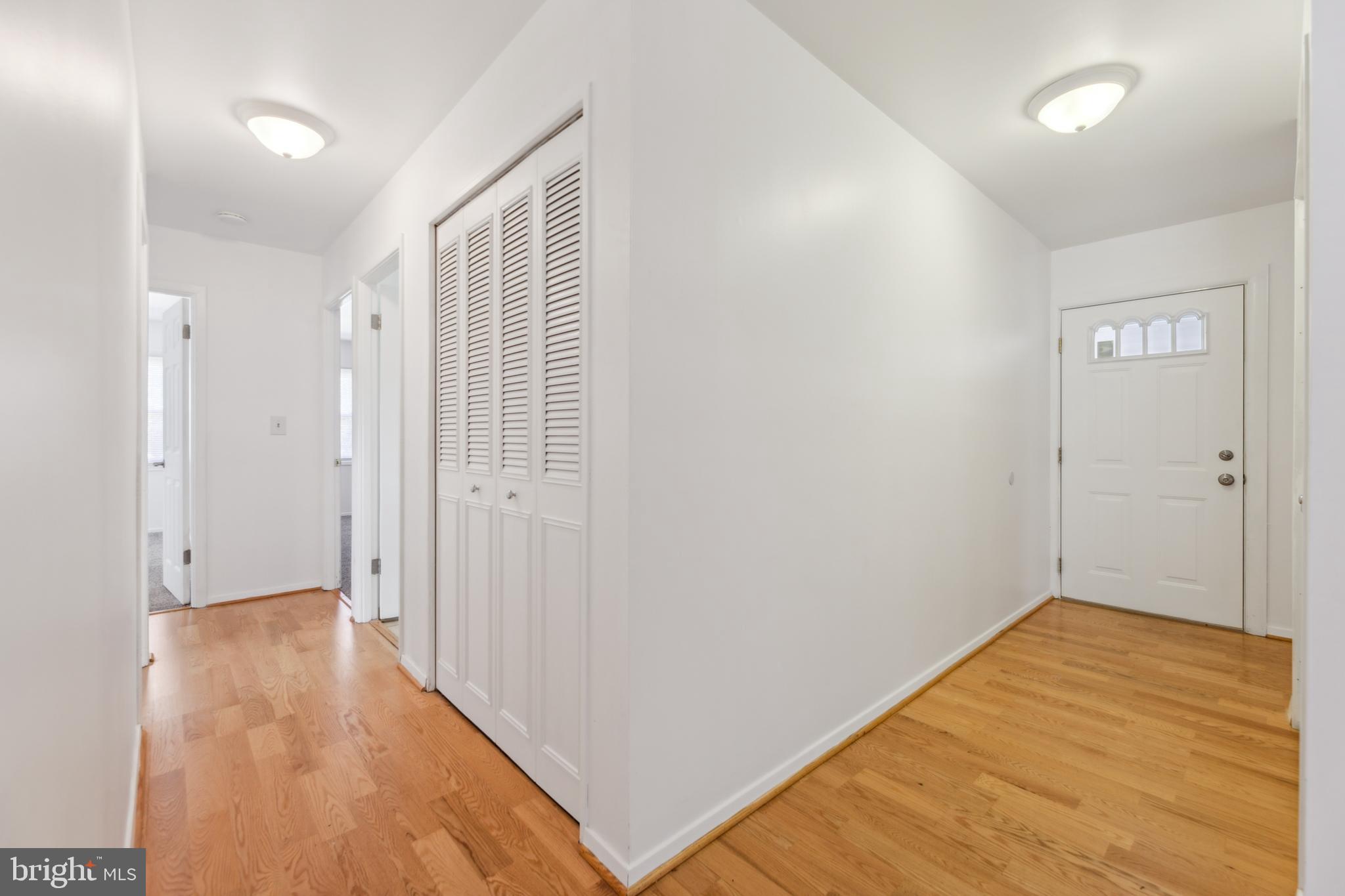 Real estate listing preview #3