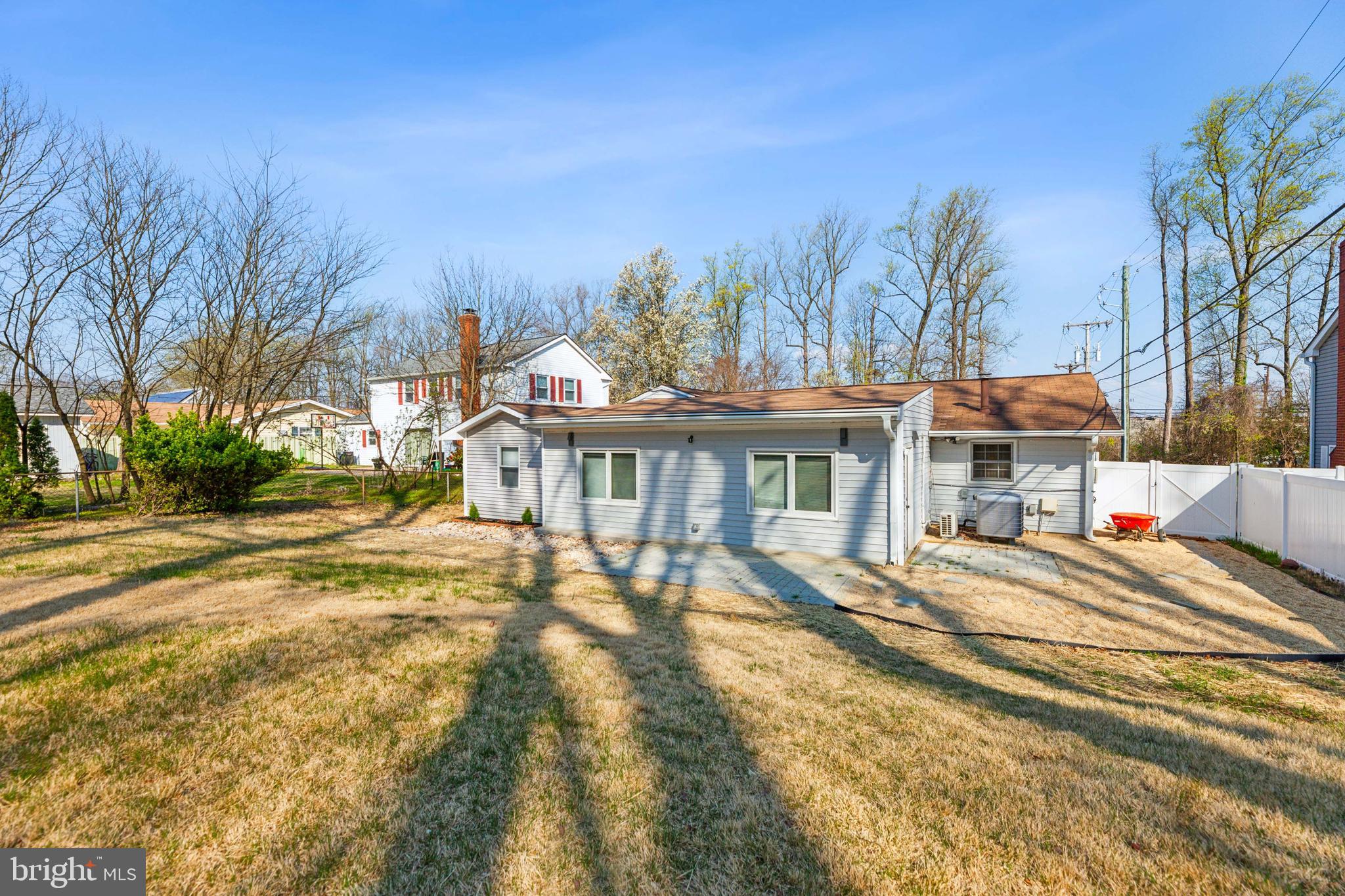 Real estate listing preview #24