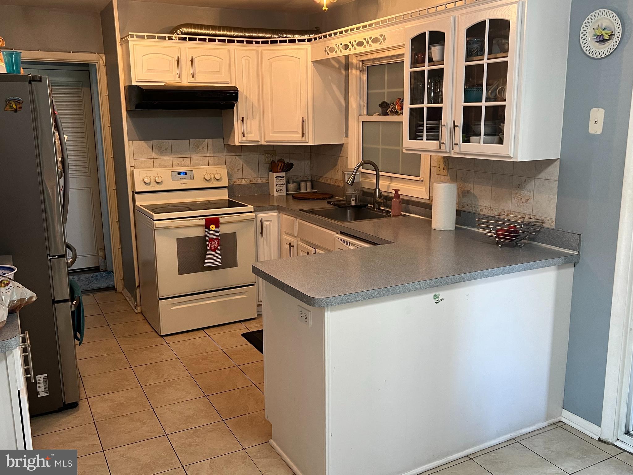 Real estate listing preview #4