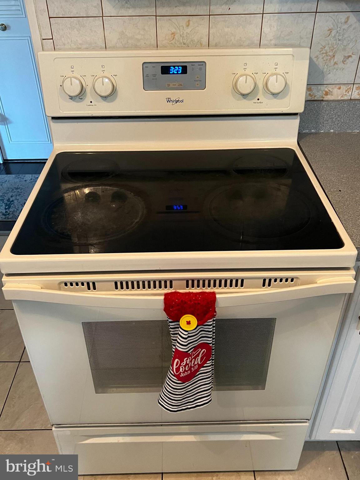 Real estate listing preview #6