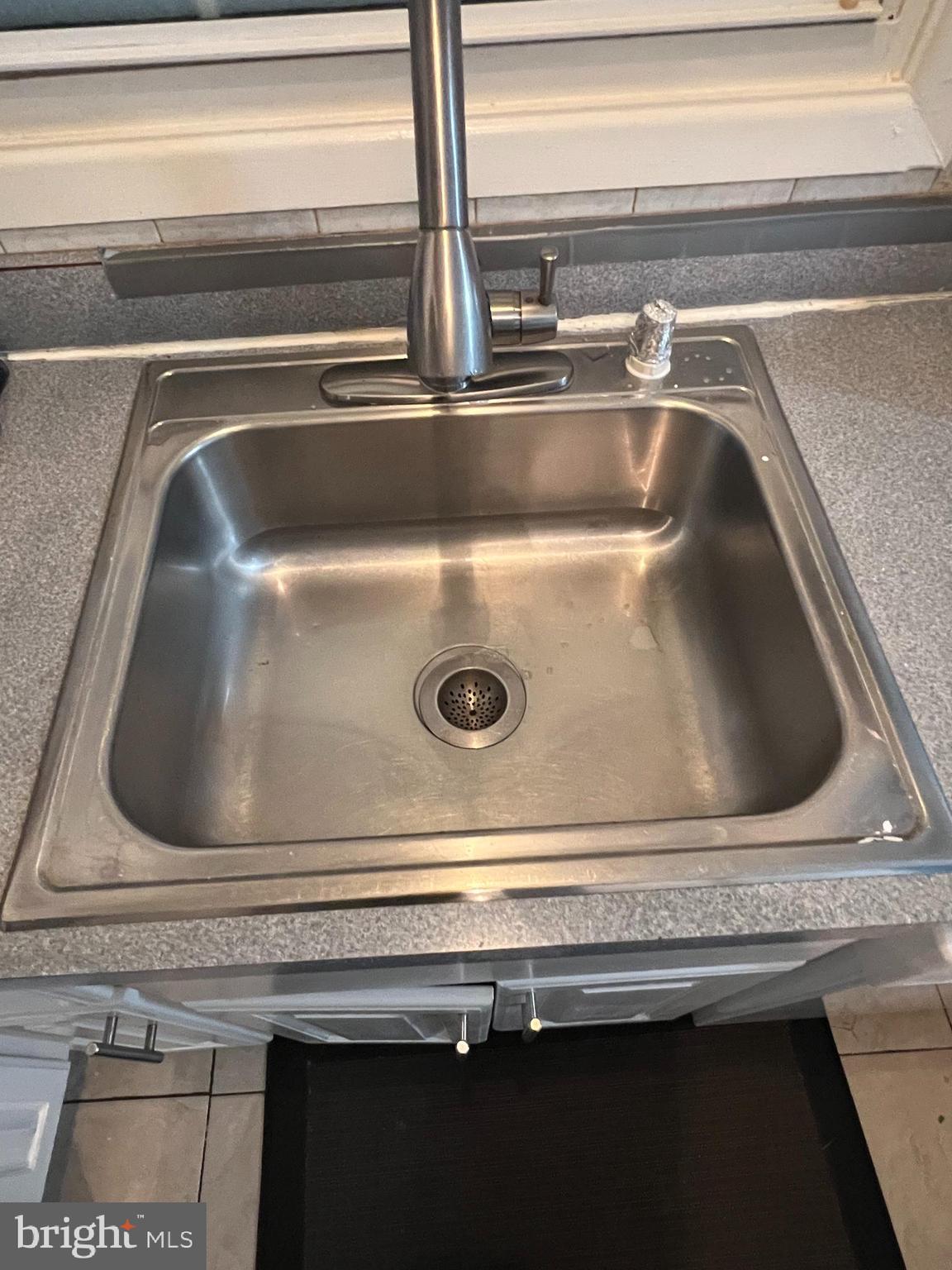 Real estate listing preview #7