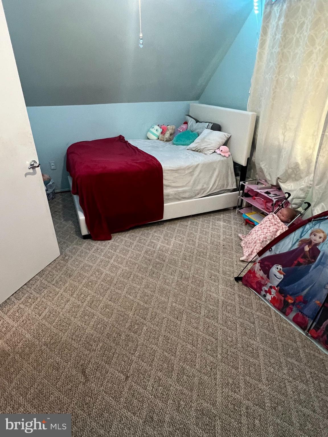 Real estate listing preview #24