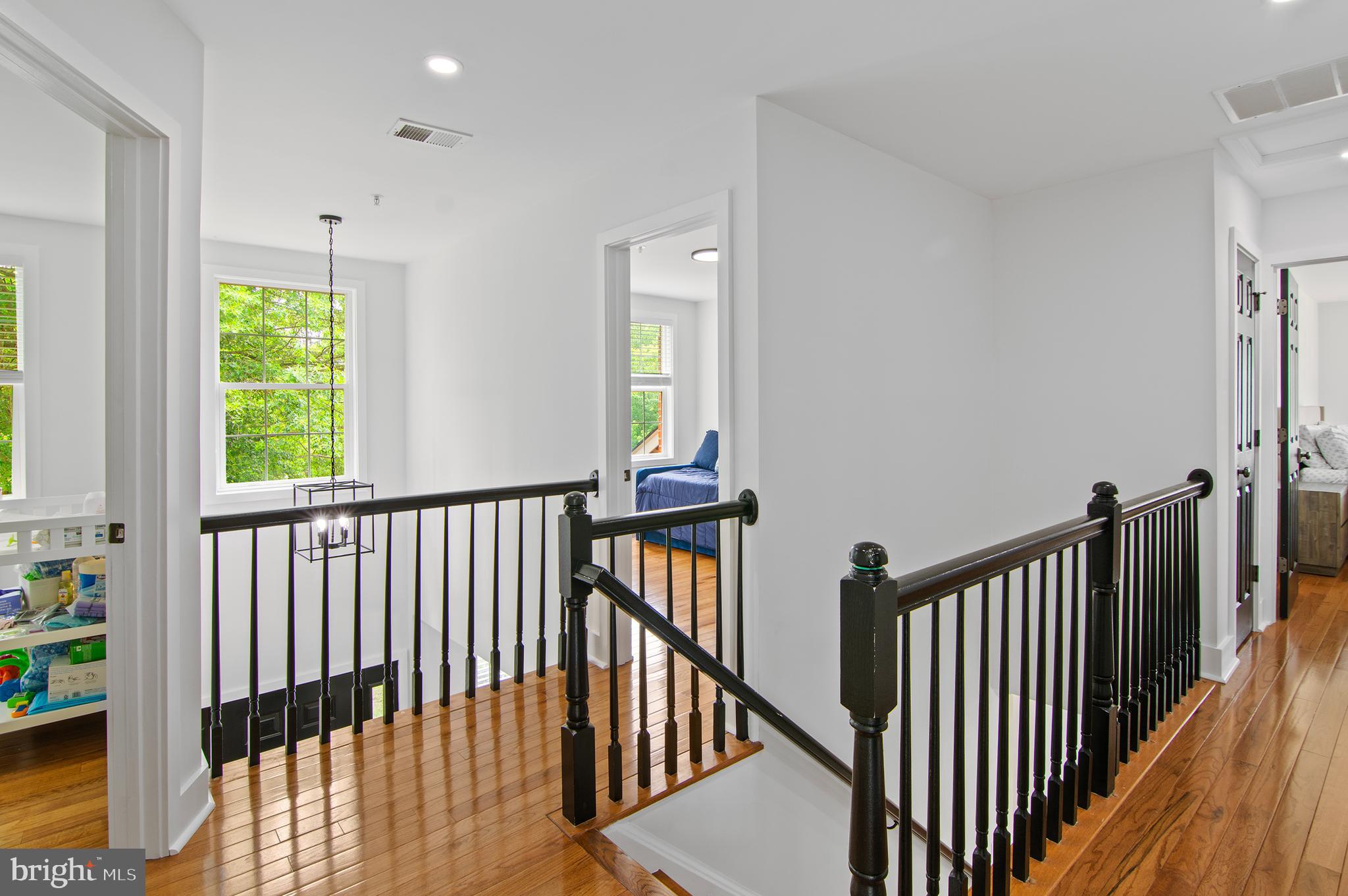 Real estate listing preview #23