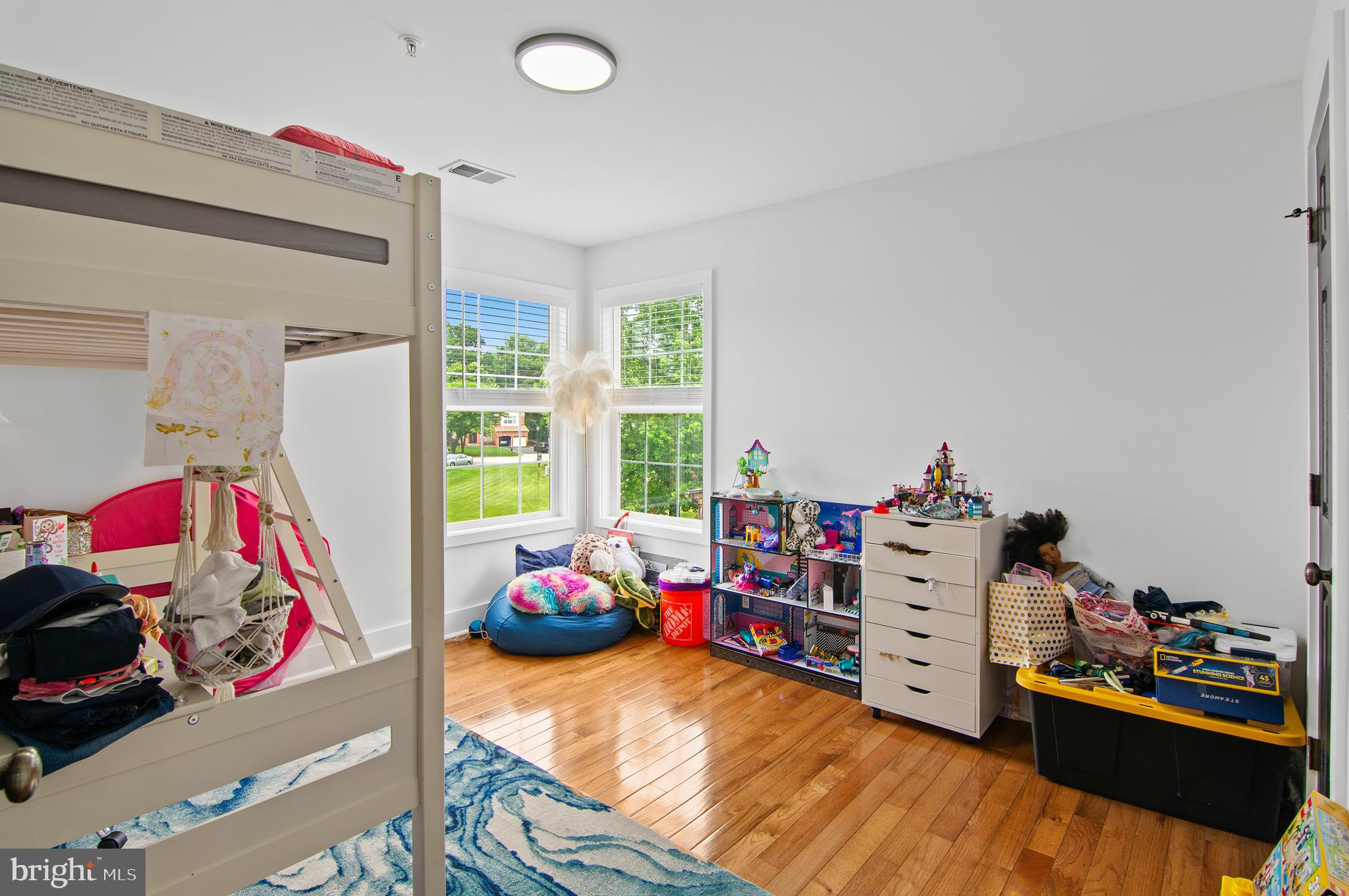 Real estate listing preview #34