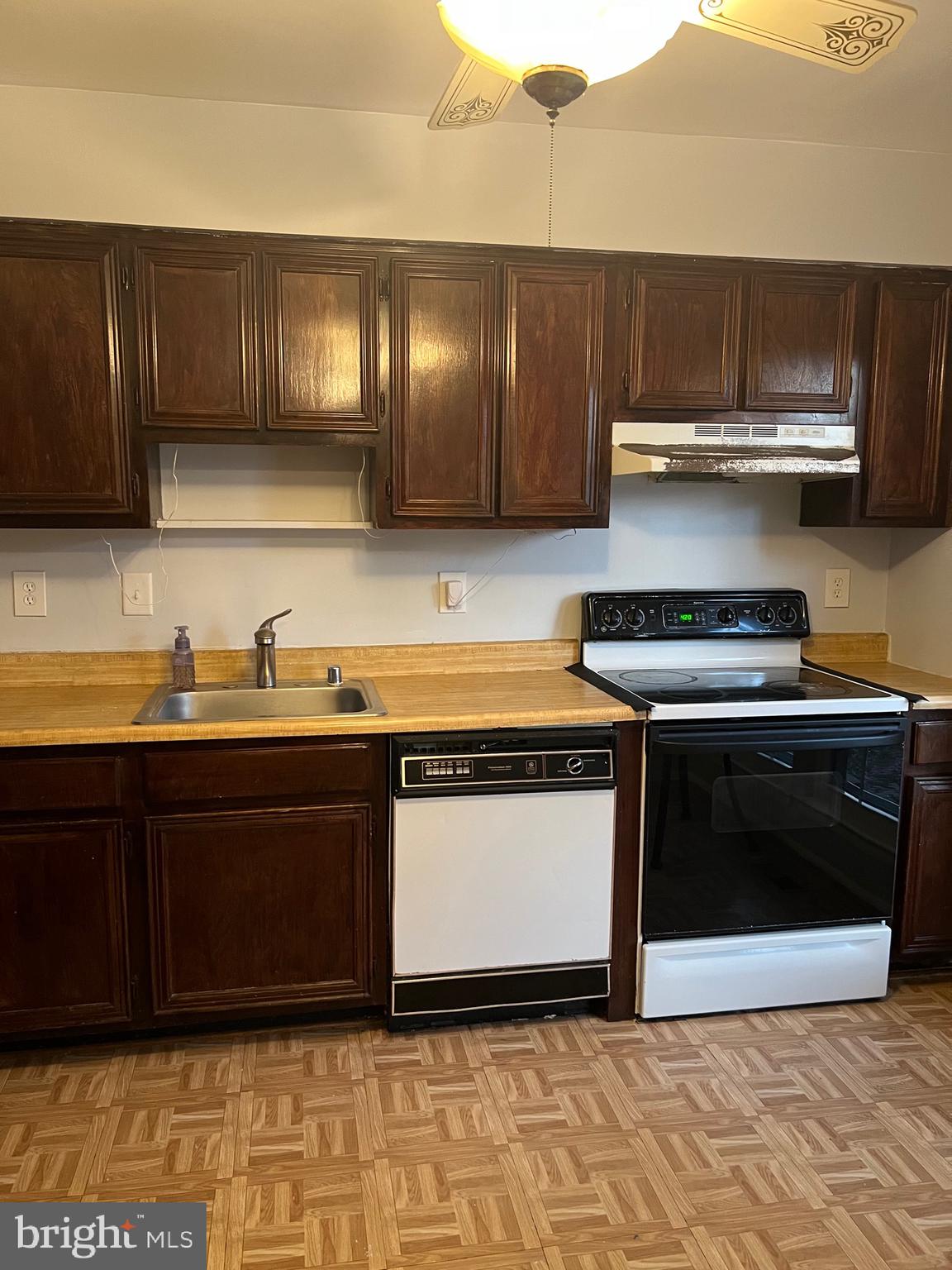 Real estate listing preview #5