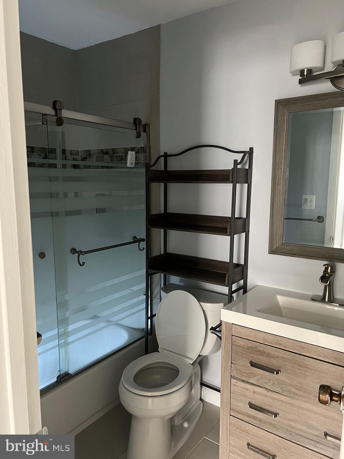 Real estate listing preview #18