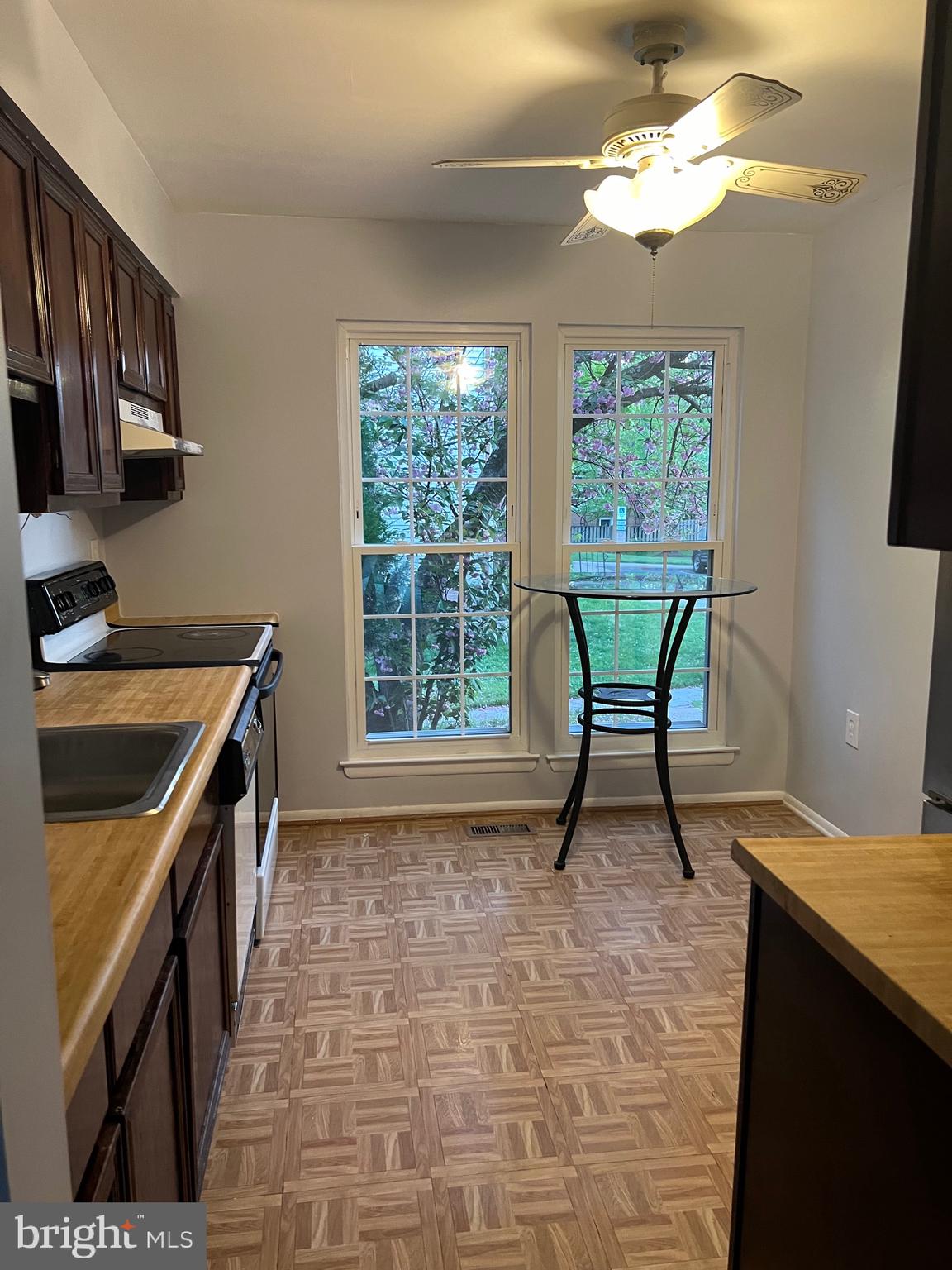 Real estate listing preview #4