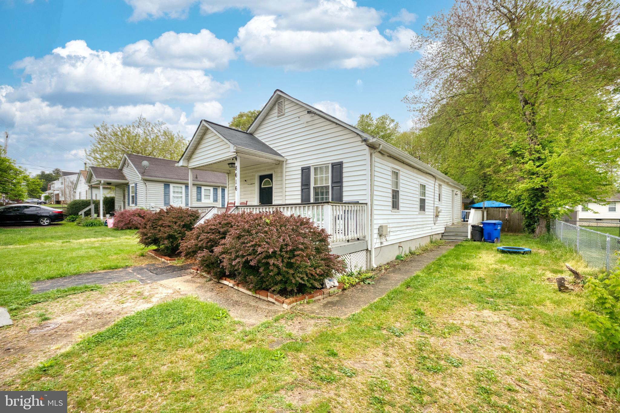 Real estate listing preview #3