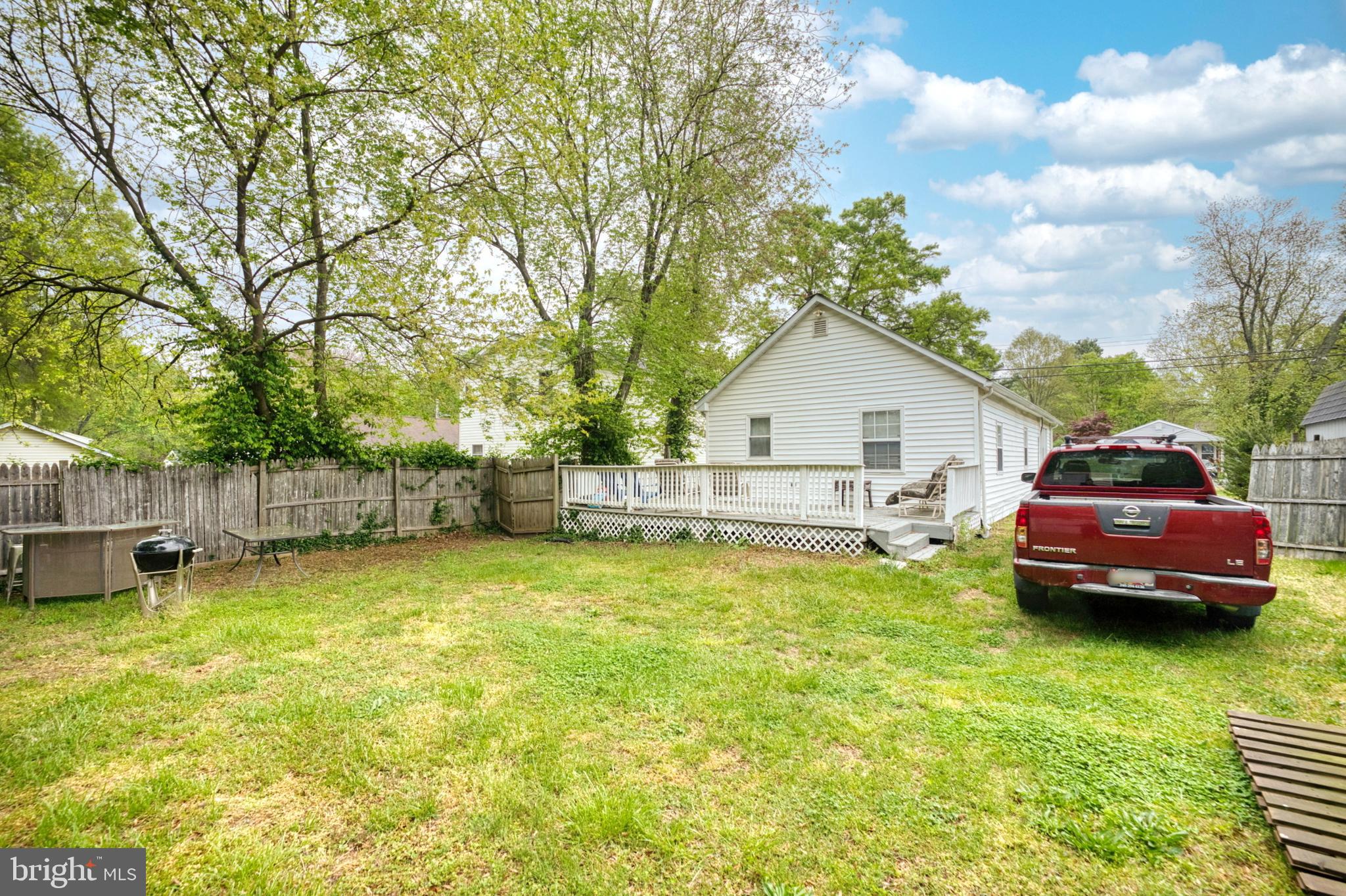 Real estate listing preview #9