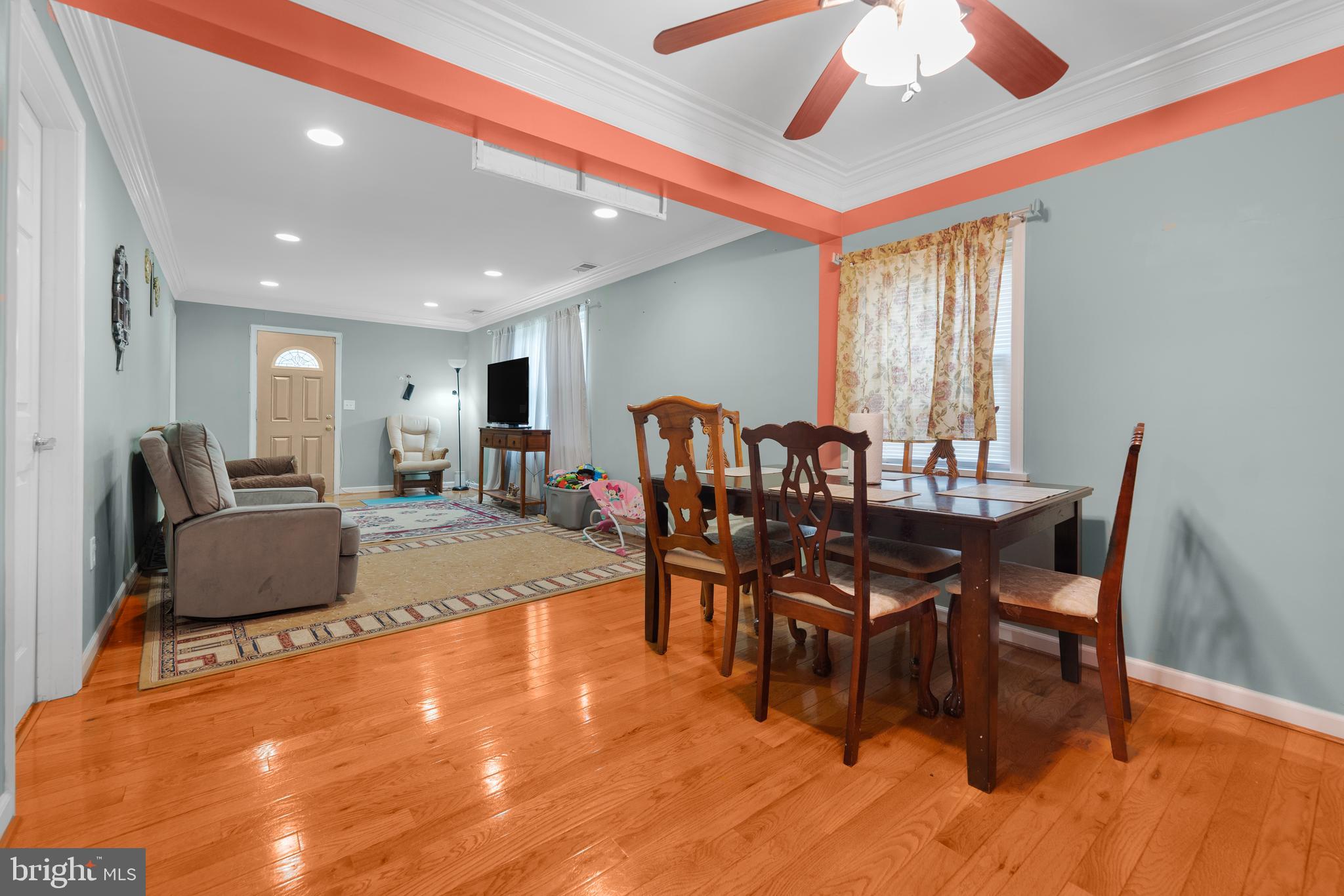 Real estate listing preview #15