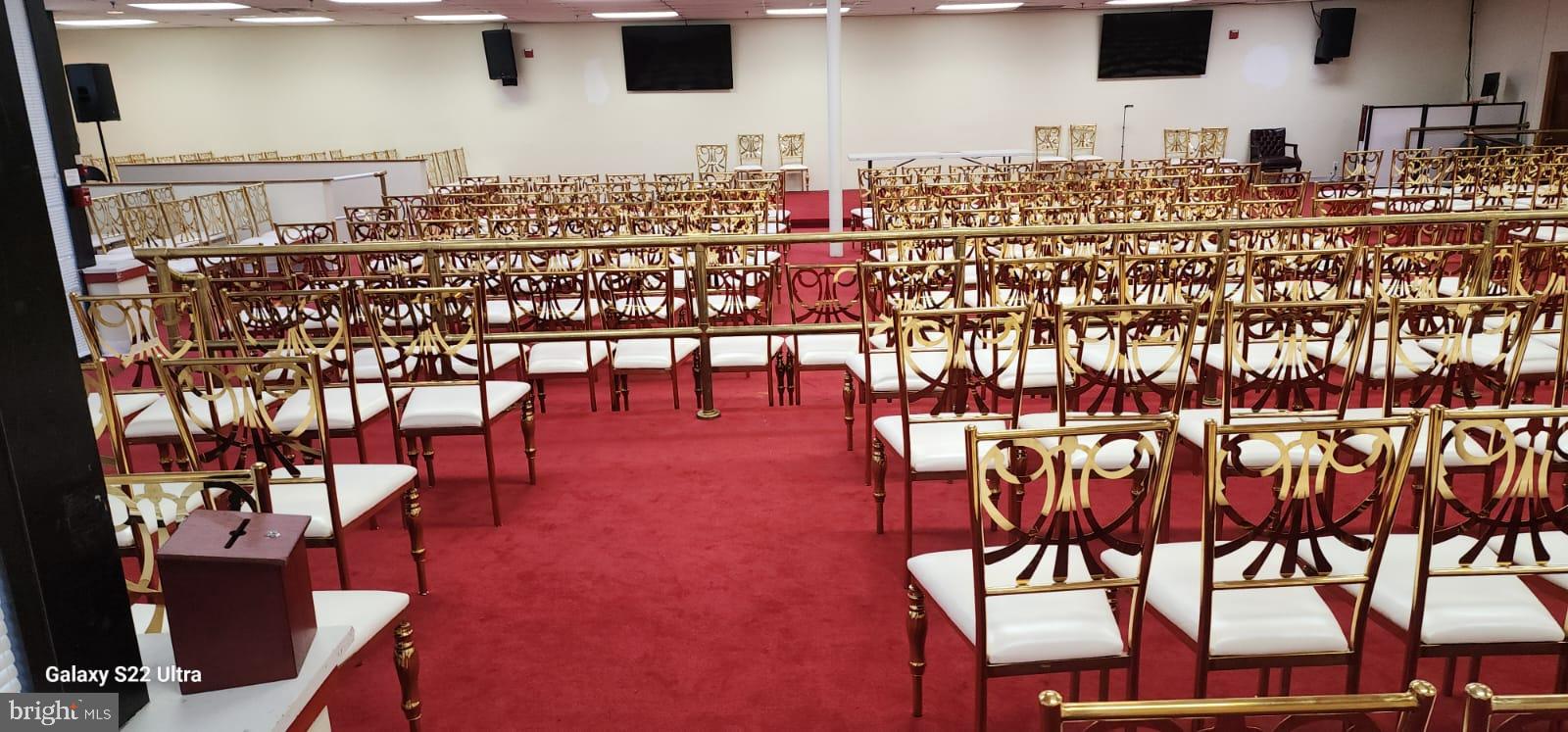 Real estate listing preview #1