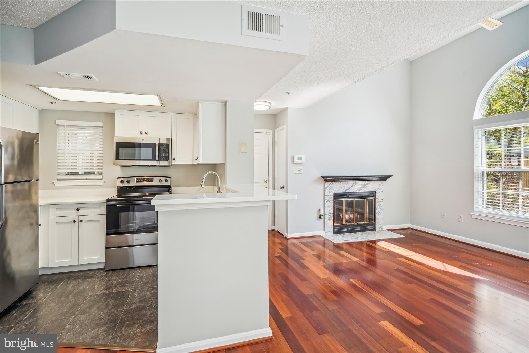 Real estate listing preview #19