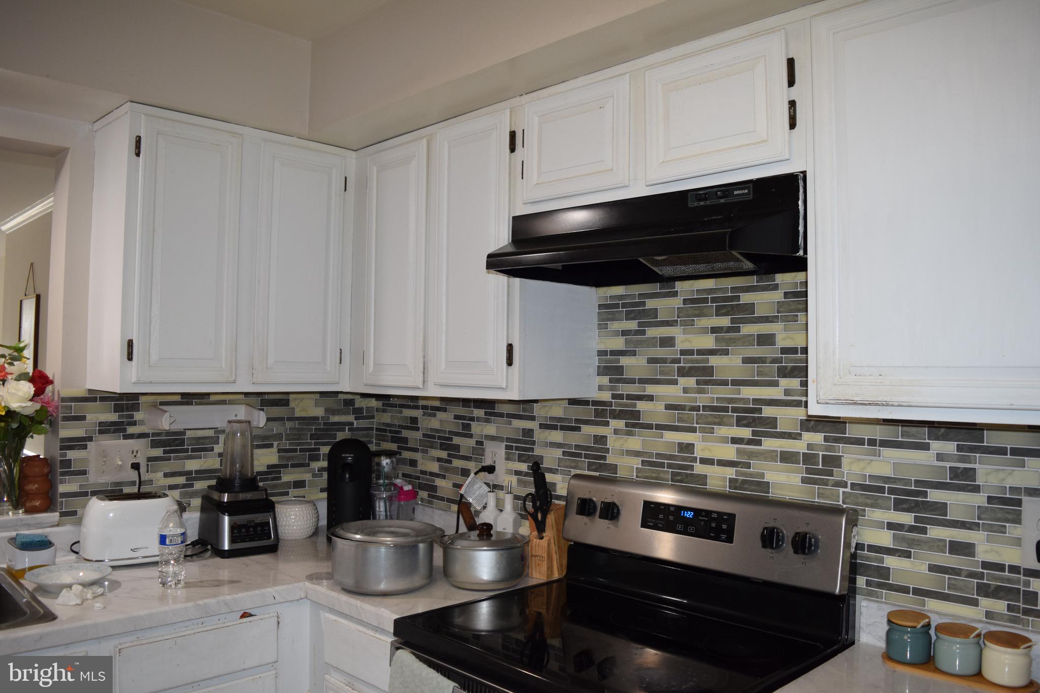 Real estate listing preview #7