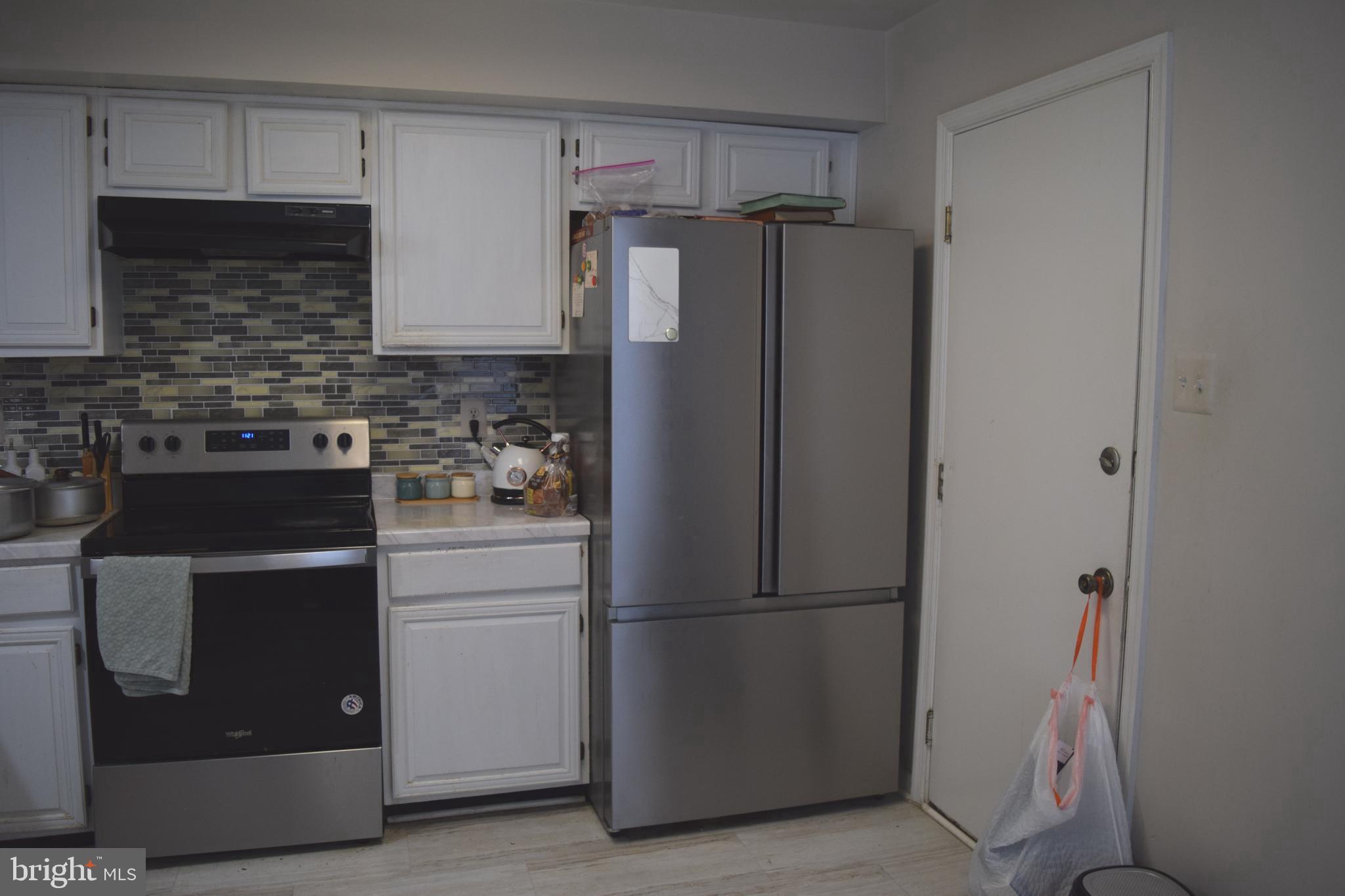 Real estate listing preview #6