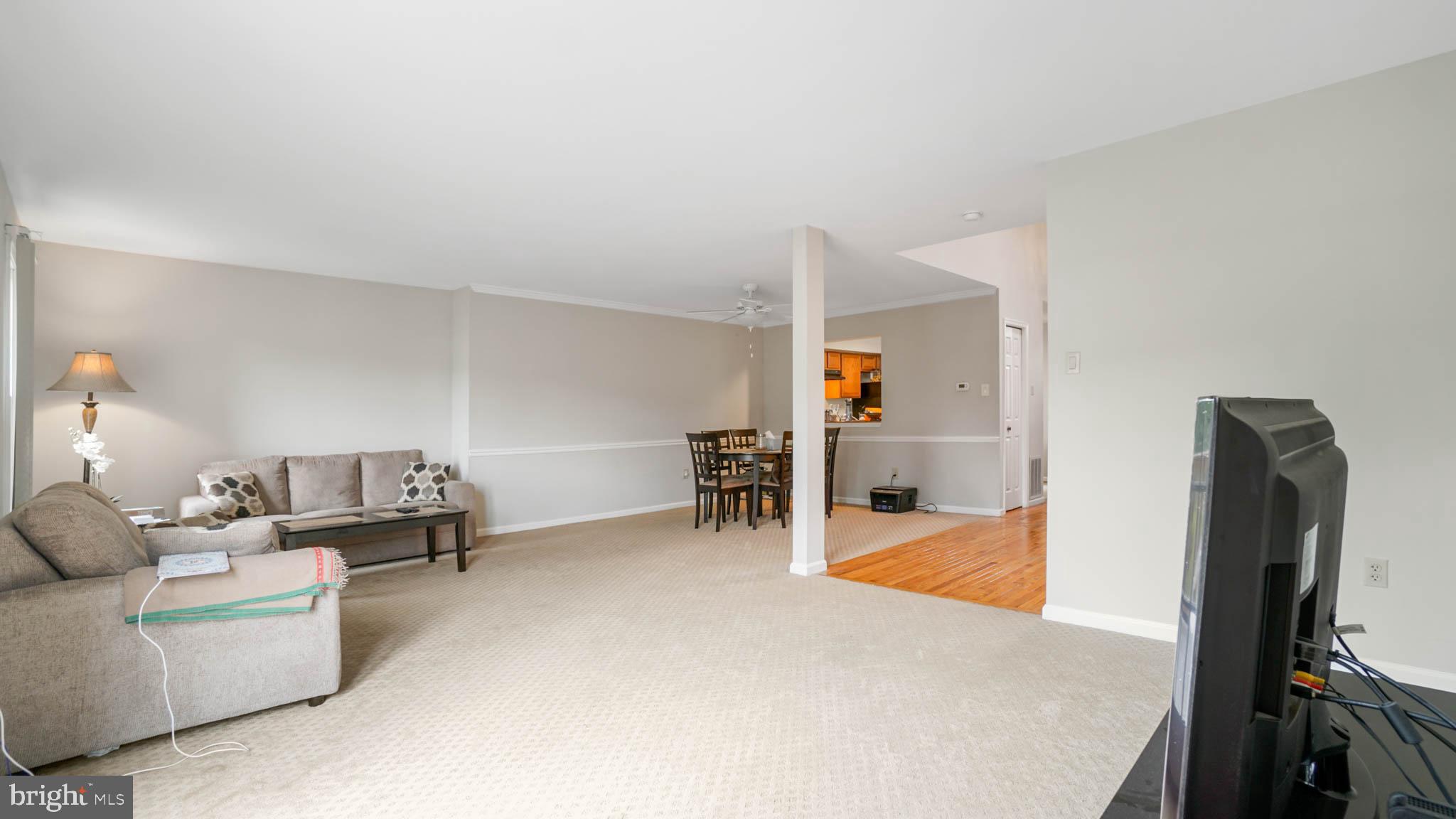 Real estate listing preview #12