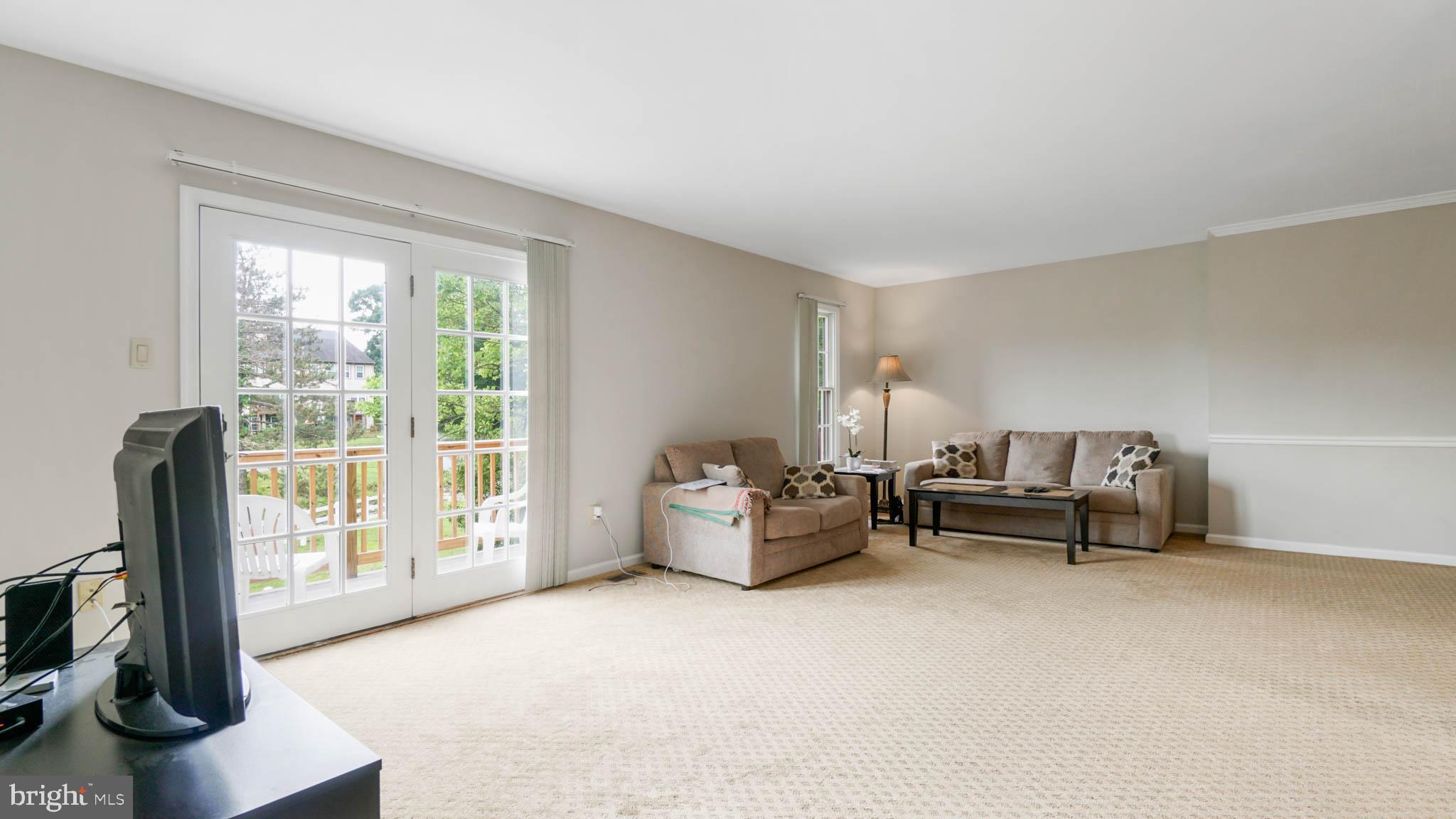 Real estate listing preview #14