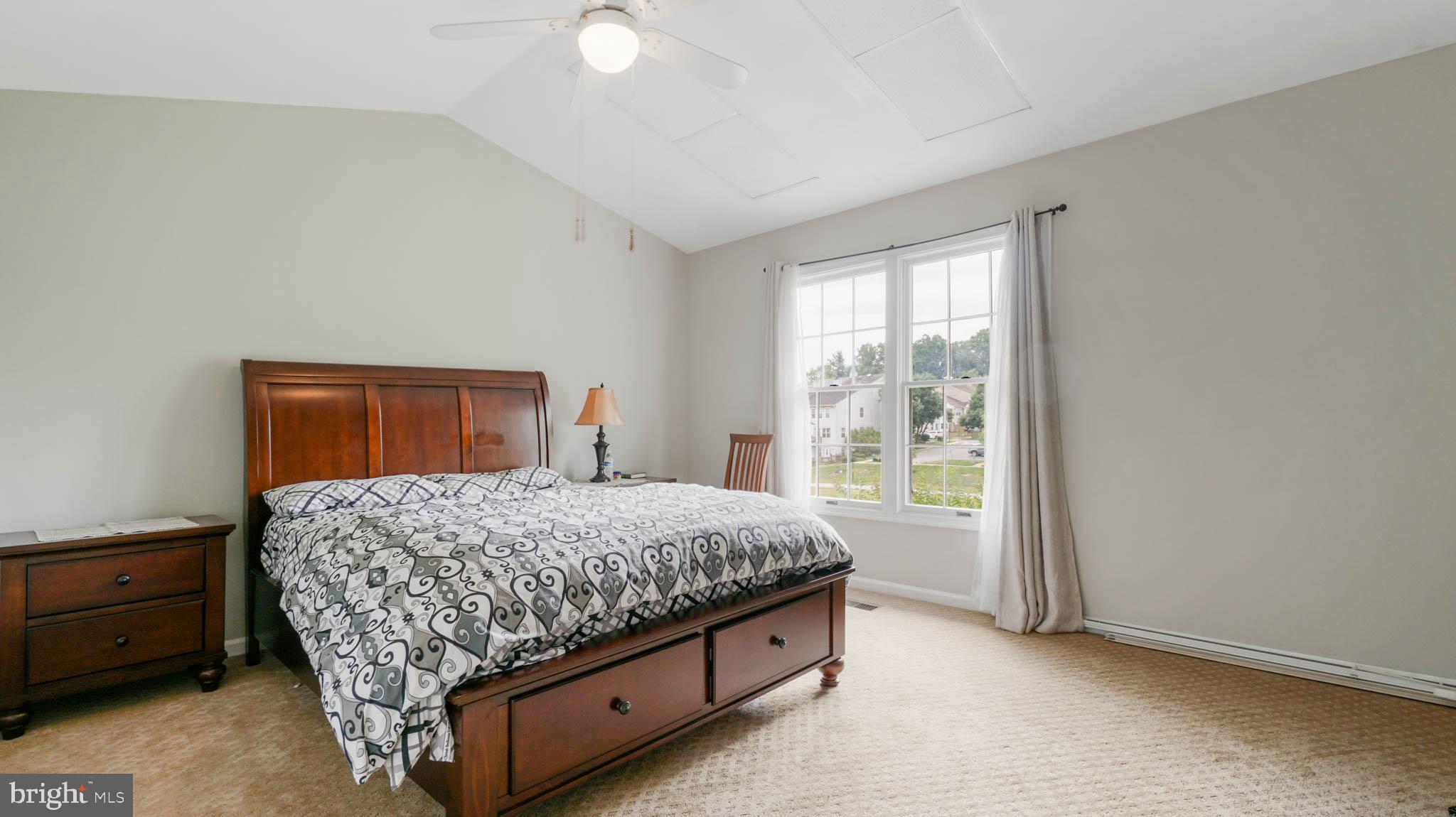 Real estate listing preview #15