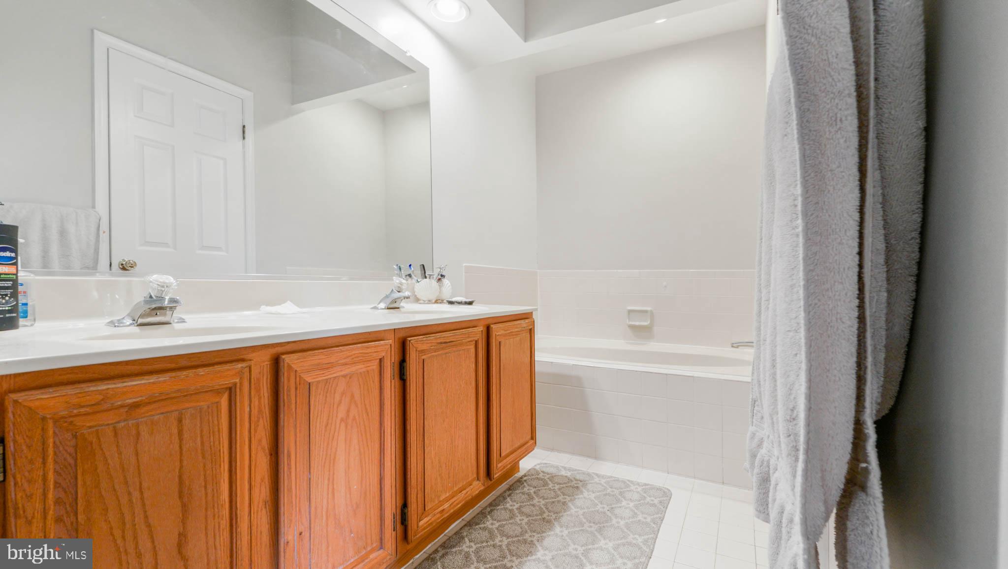 Real estate listing preview #17