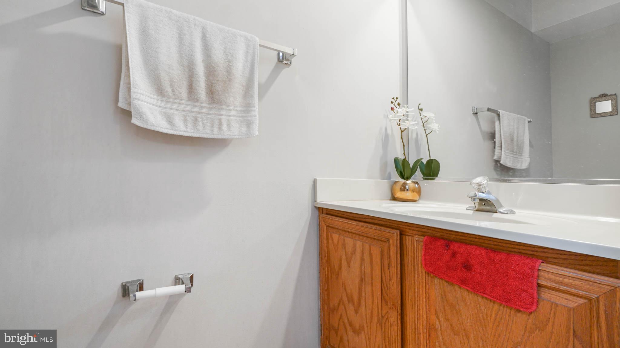 Real estate listing preview #9