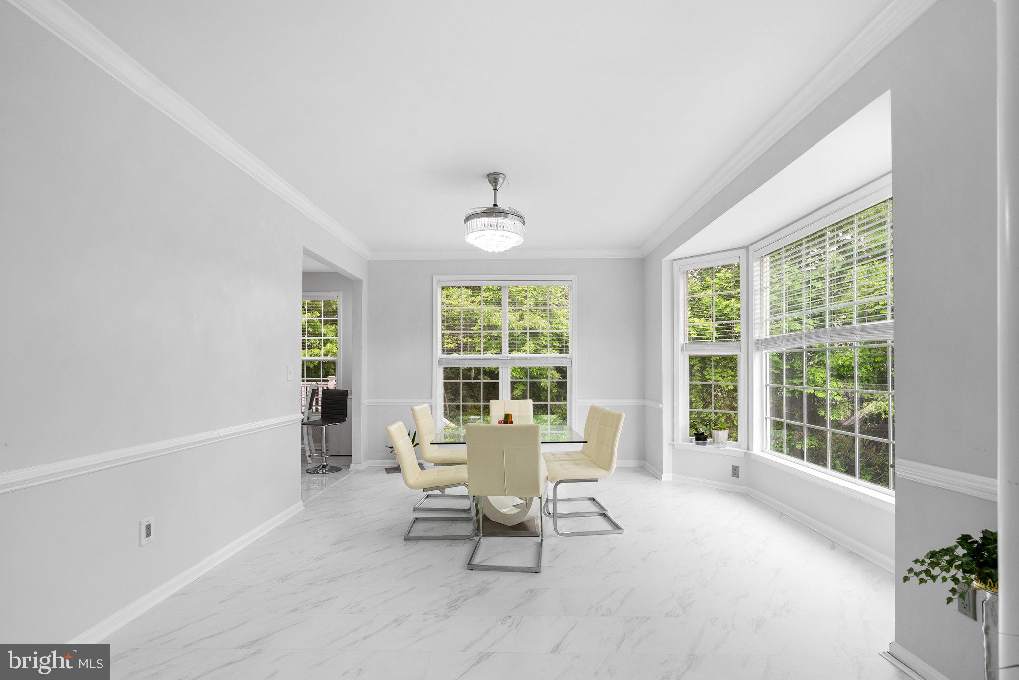 Real estate listing preview #9