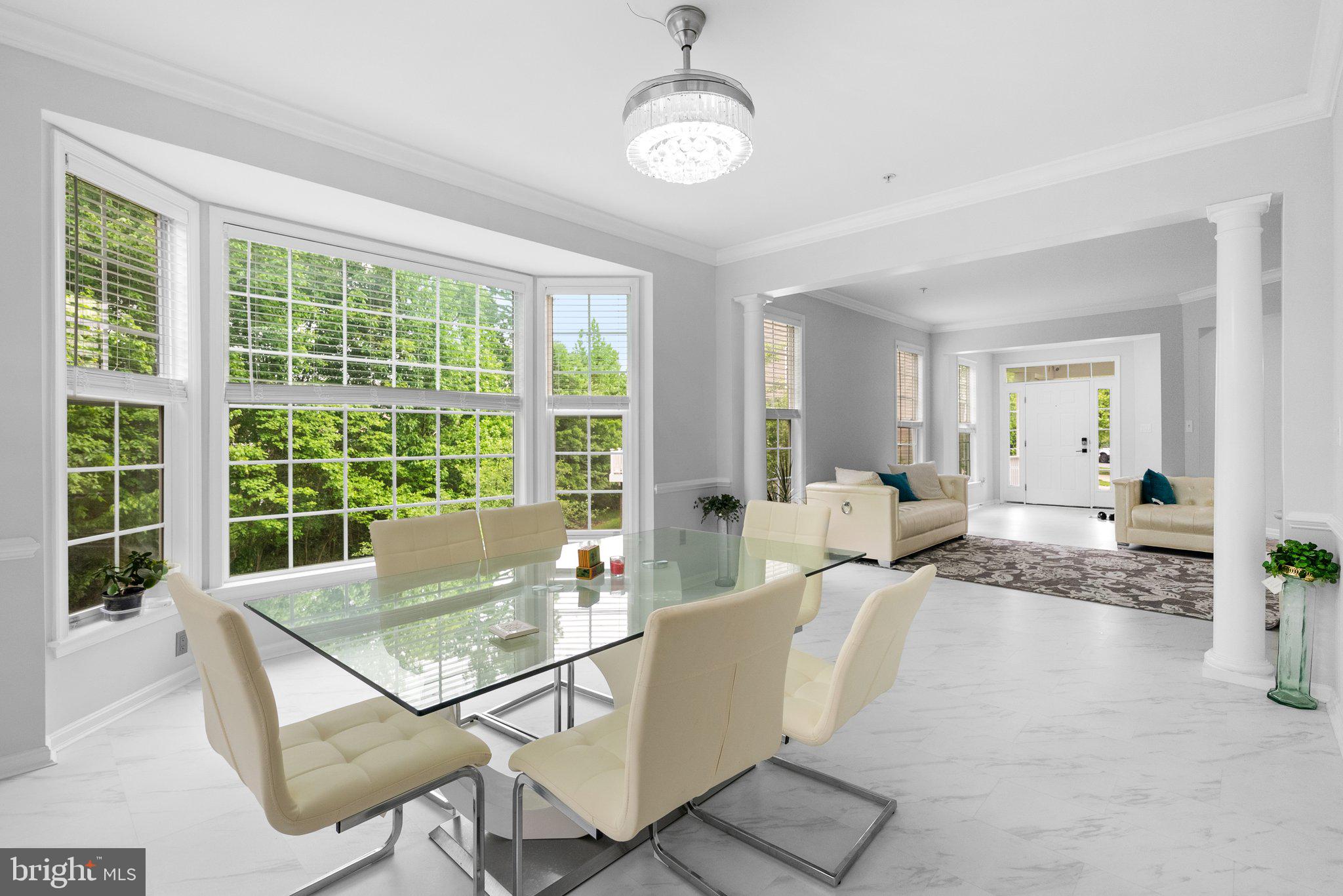 Real estate listing preview #10