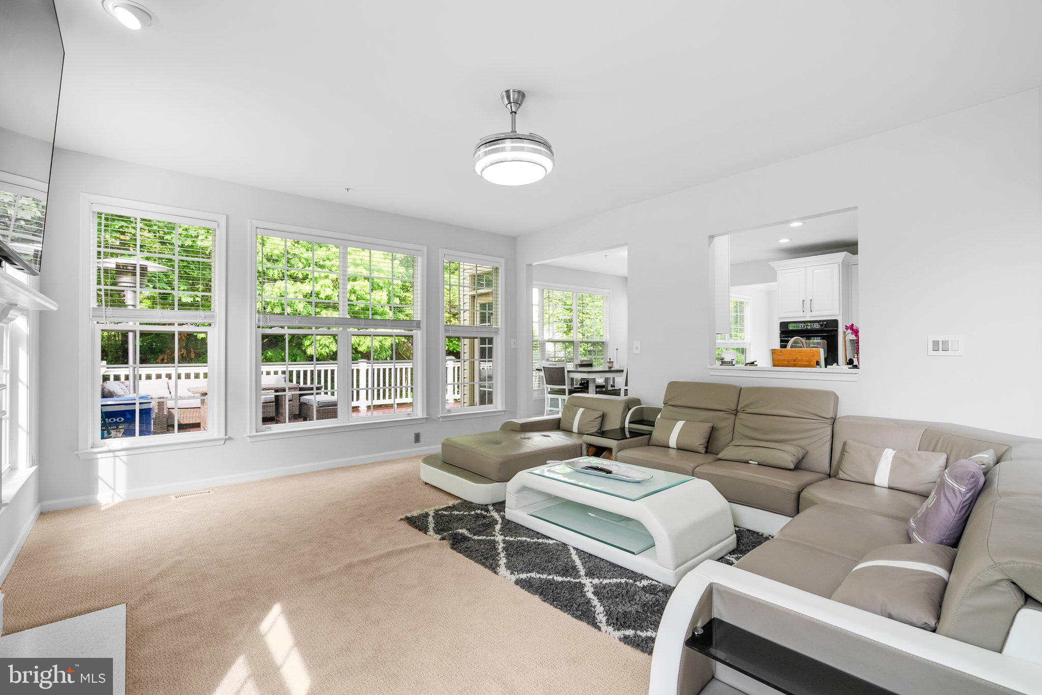 Real estate listing preview #12