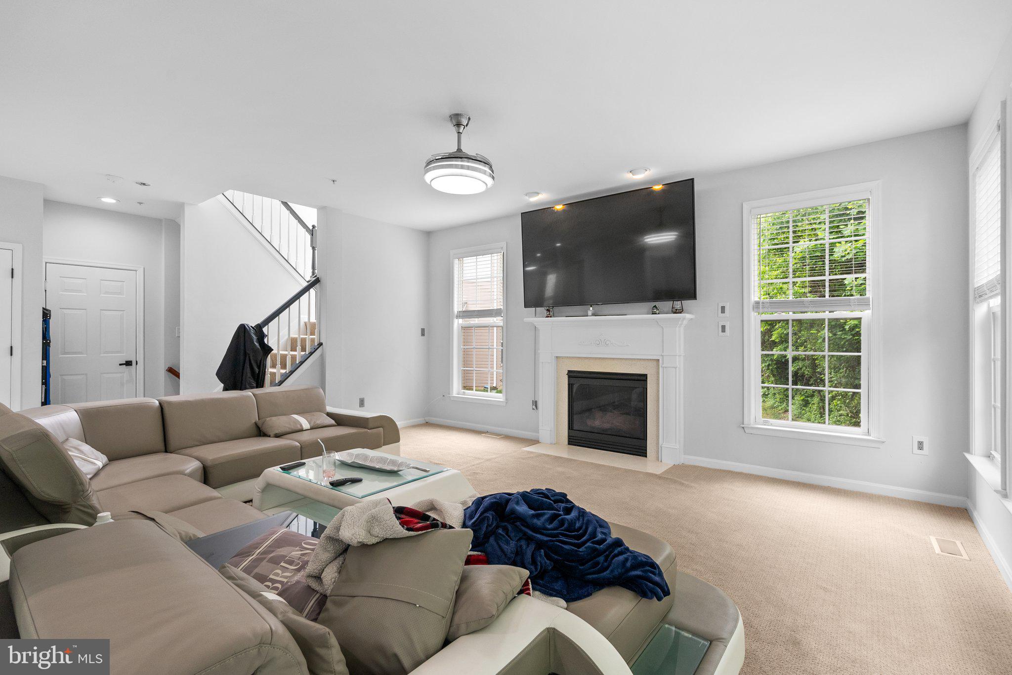 Real estate listing preview #11