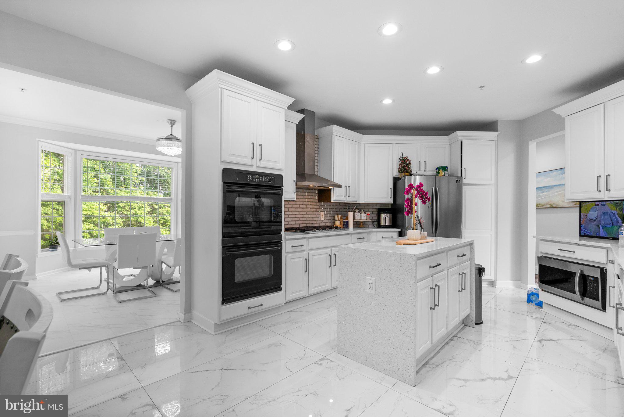 Real estate listing preview #13