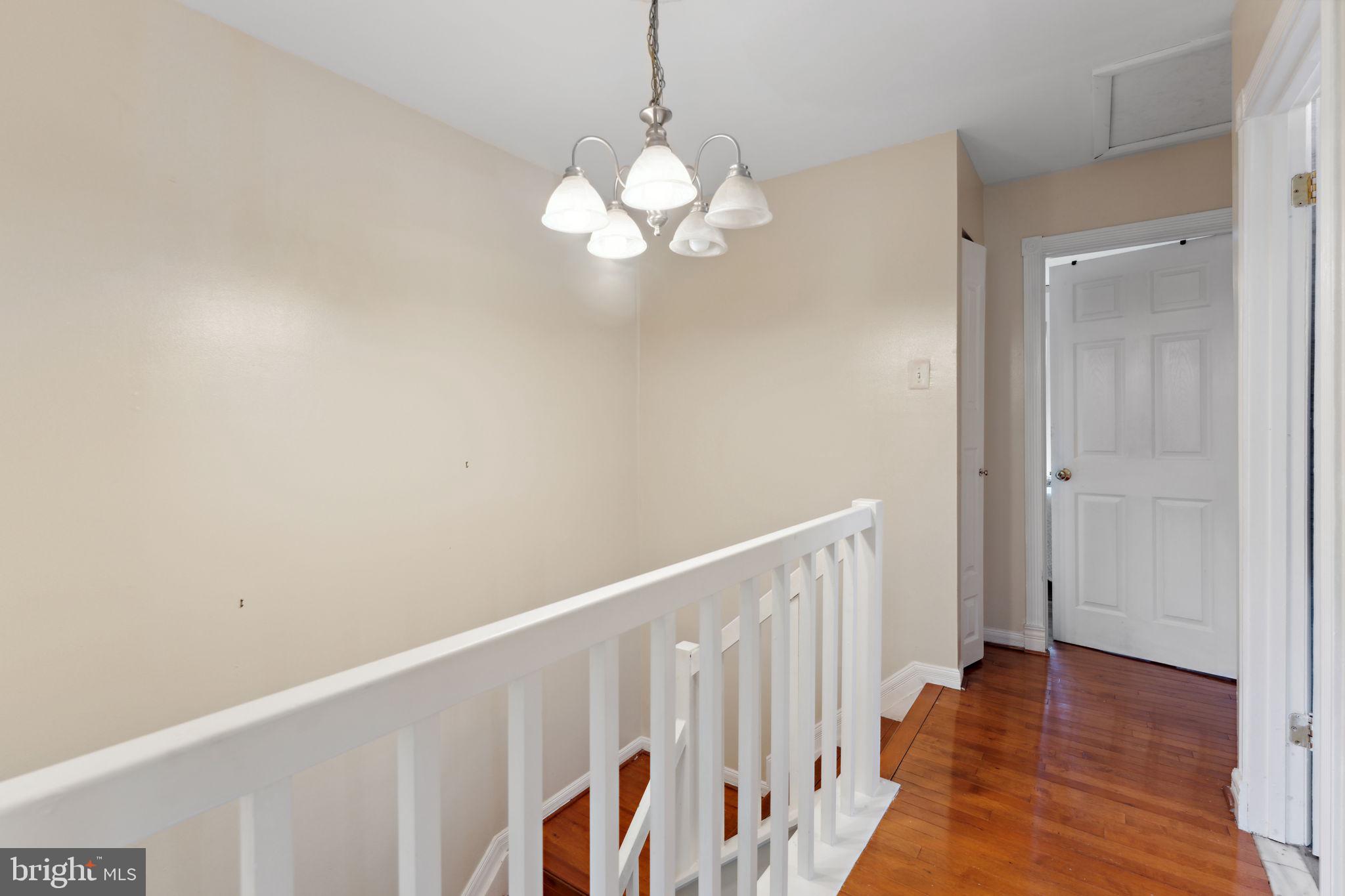 Real estate listing preview #24