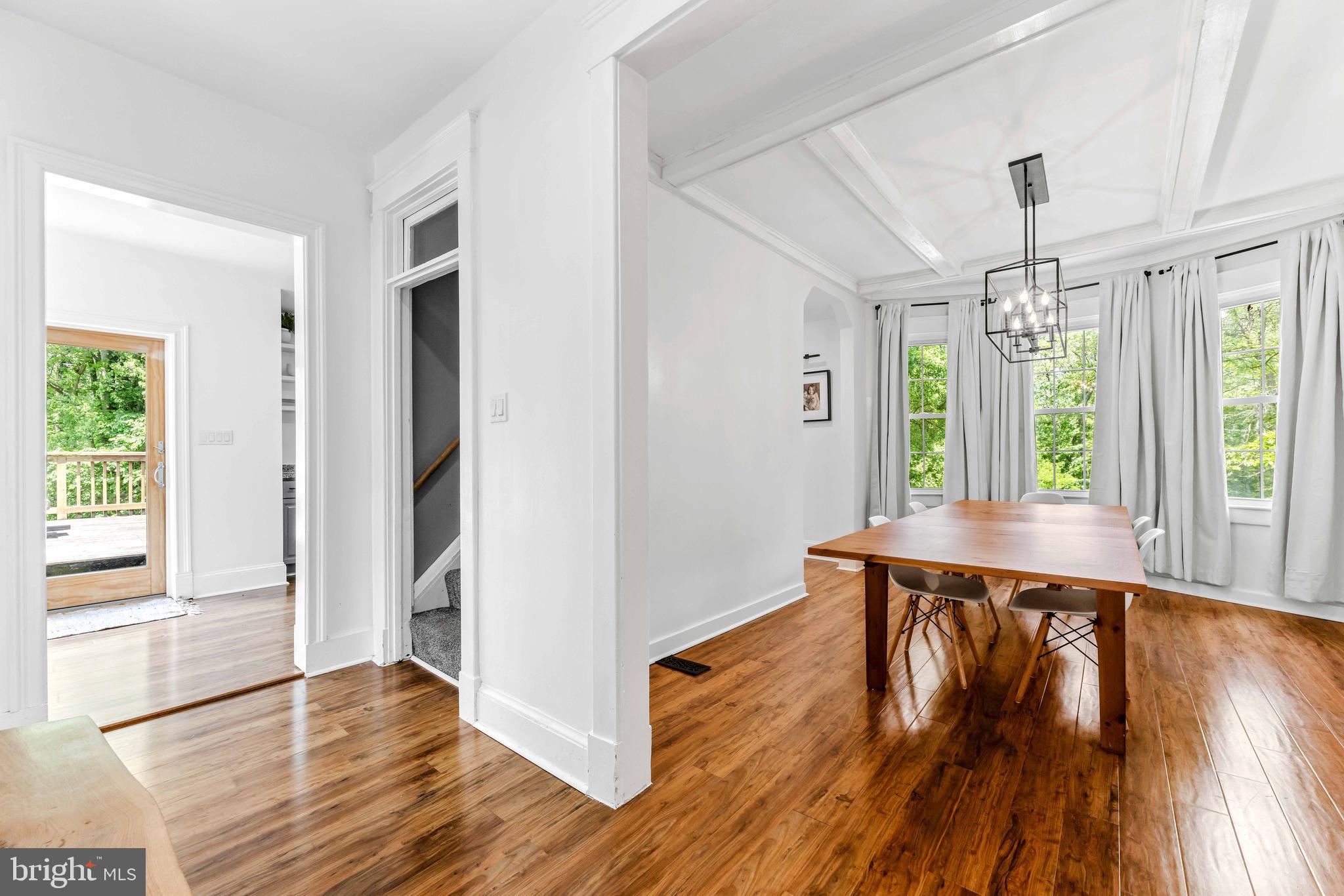 Real estate listing preview #15