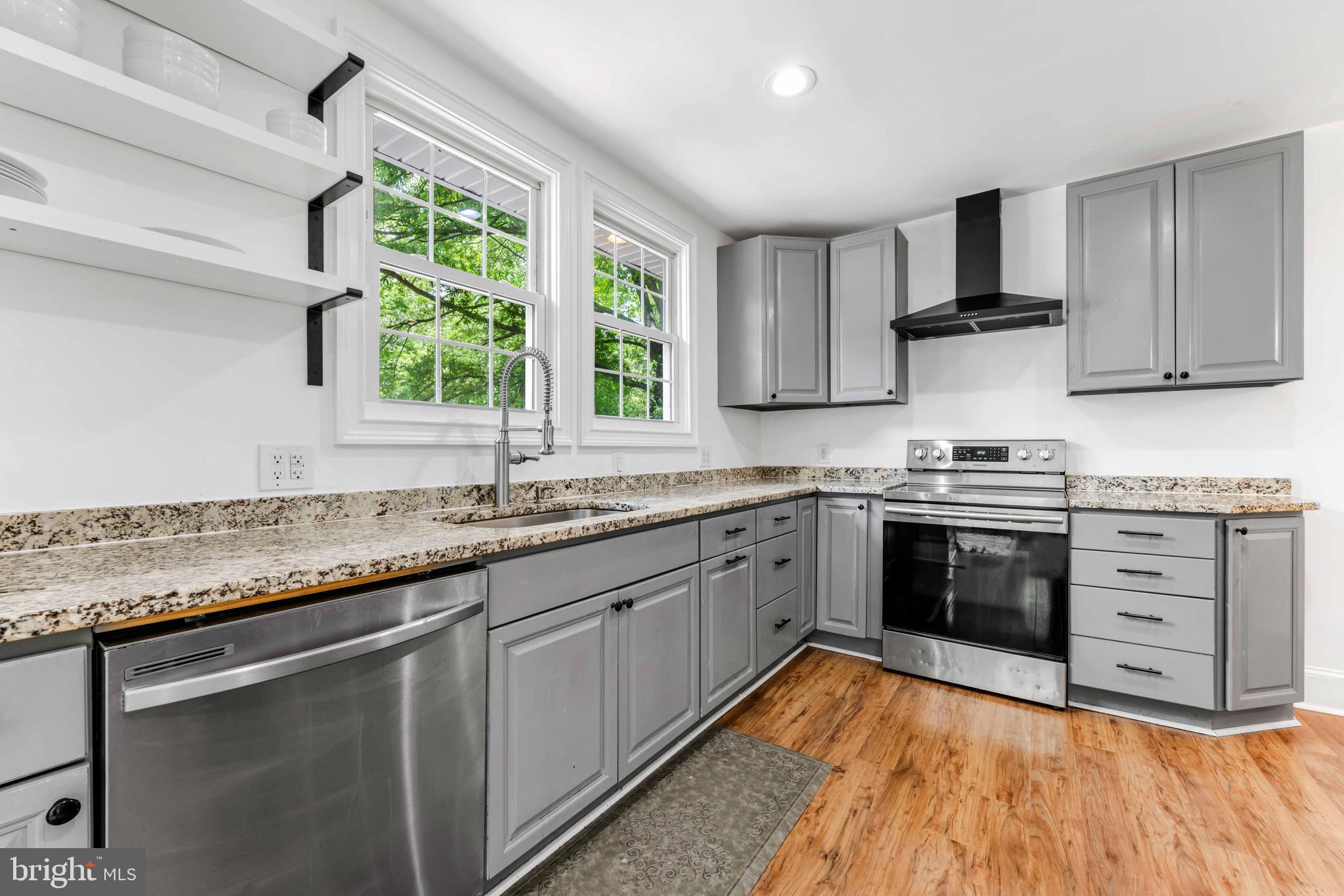 Real estate listing preview #31