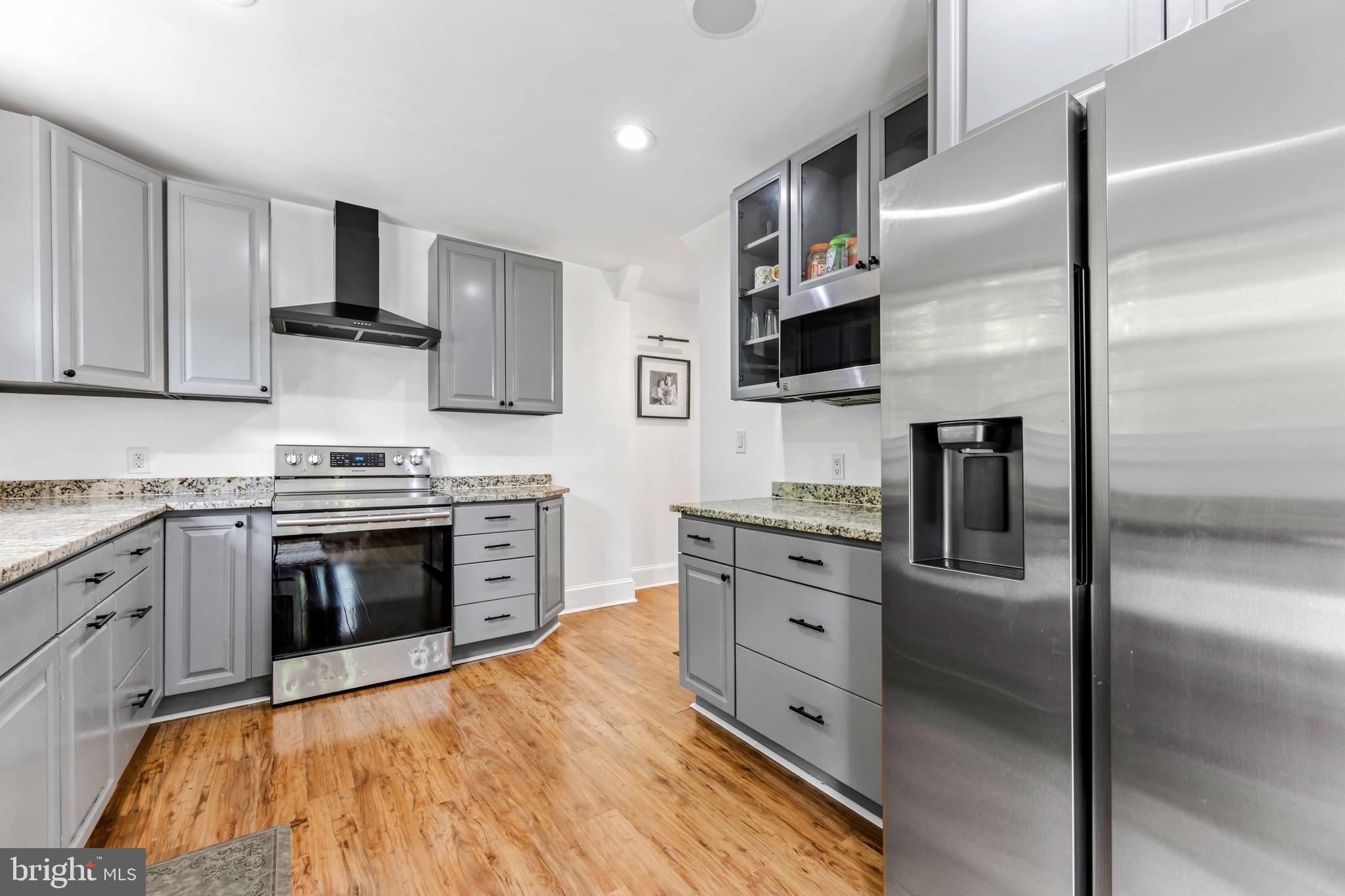 Real estate listing preview #33