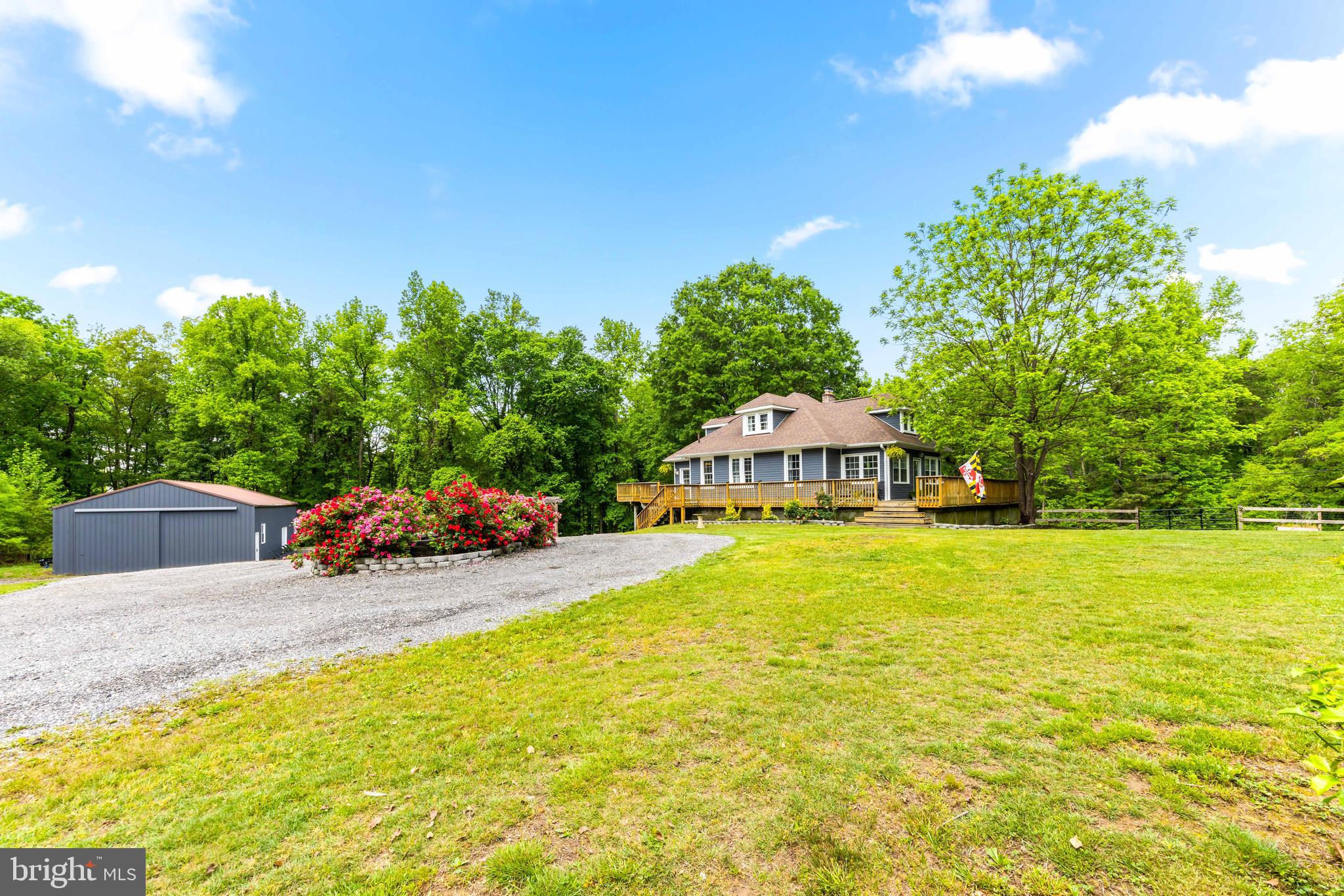 Real estate listing preview #4