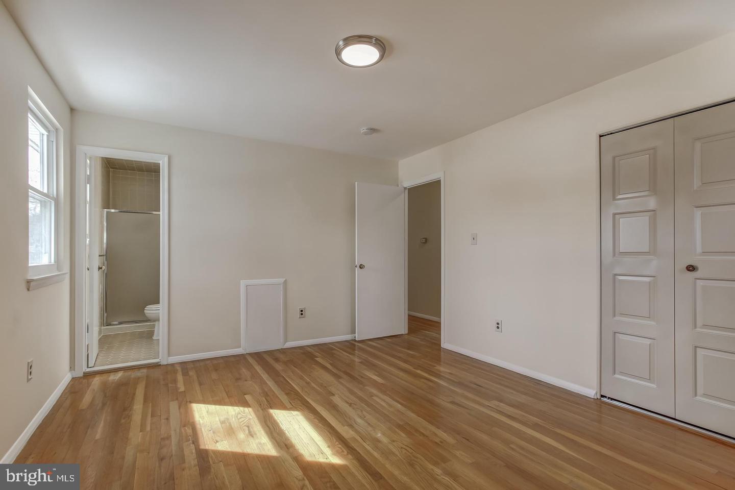 Real estate listing preview #23