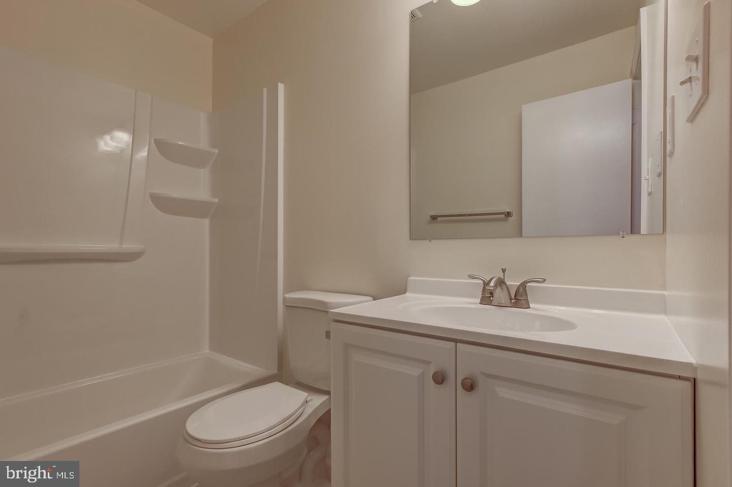 Real estate listing preview #32