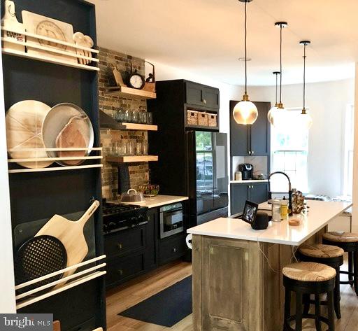 Real estate listing preview #2