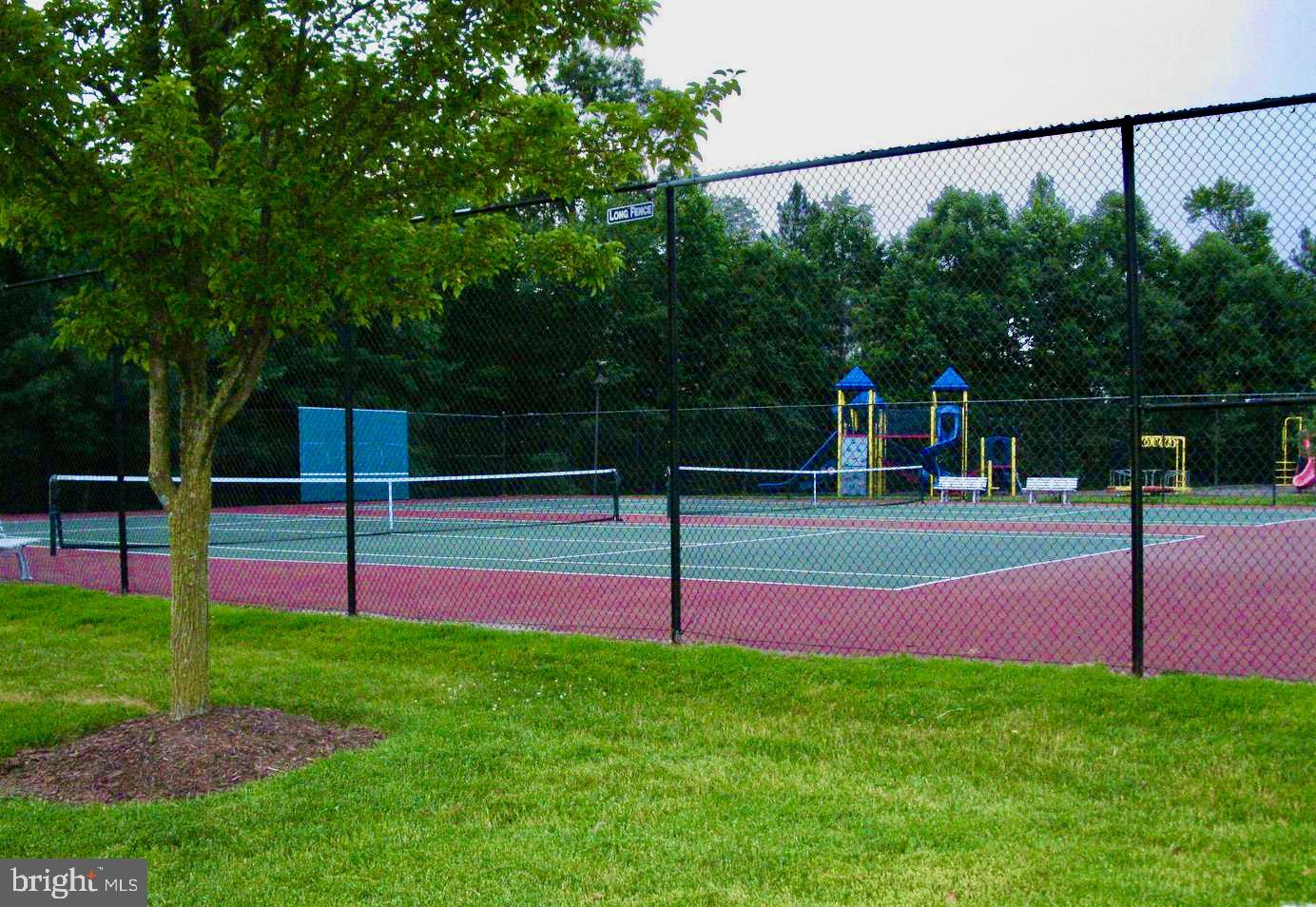 Real estate listing preview #12