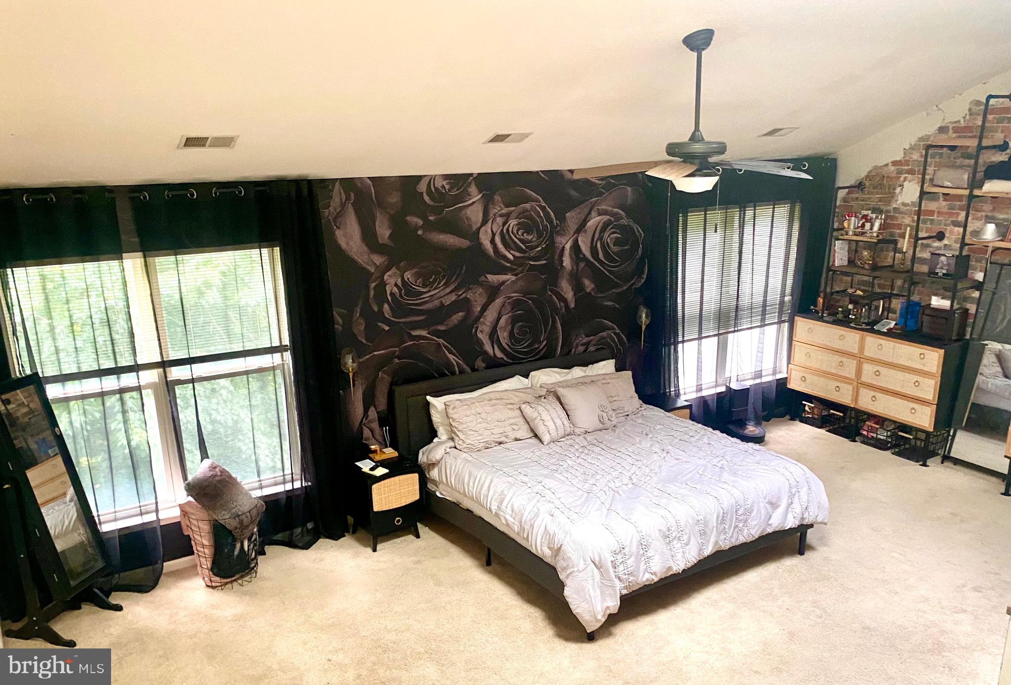 Real estate listing preview #15