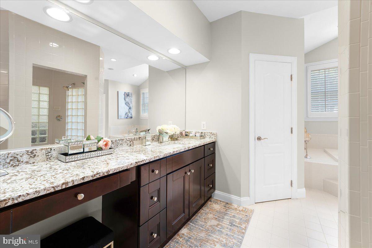 Real estate listing preview #17