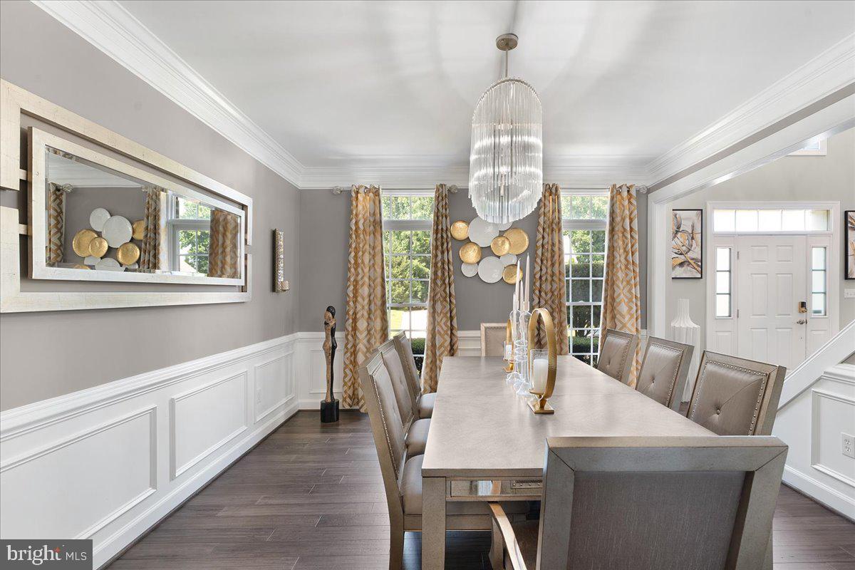 Real estate listing preview #8