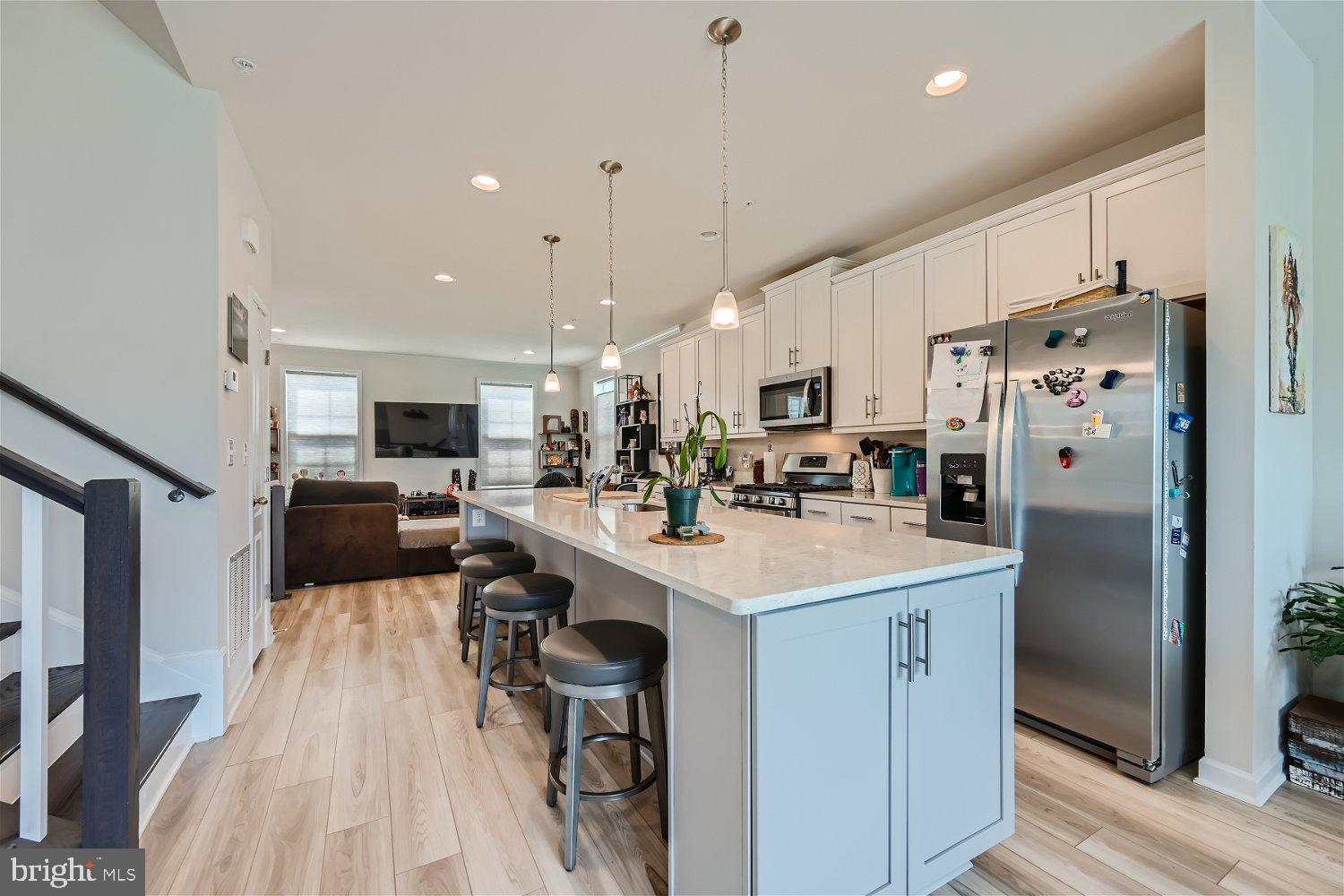 Real estate listing preview #4