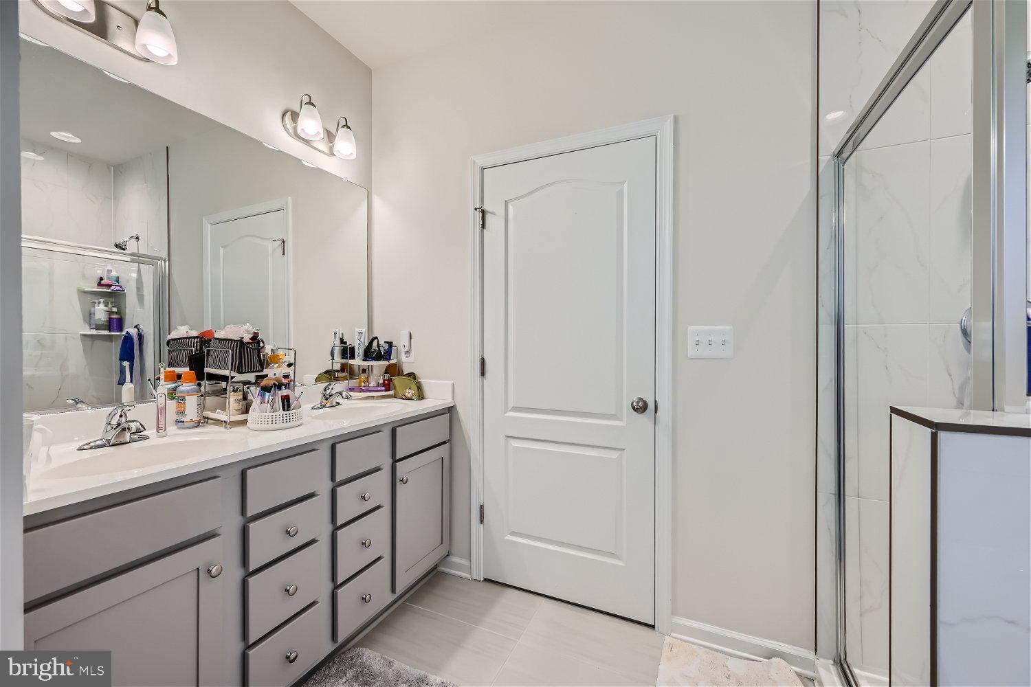 Real estate listing preview #13