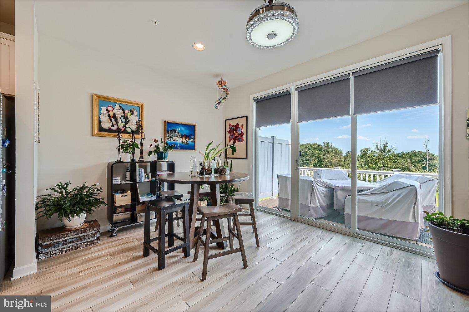 Real estate listing preview #7