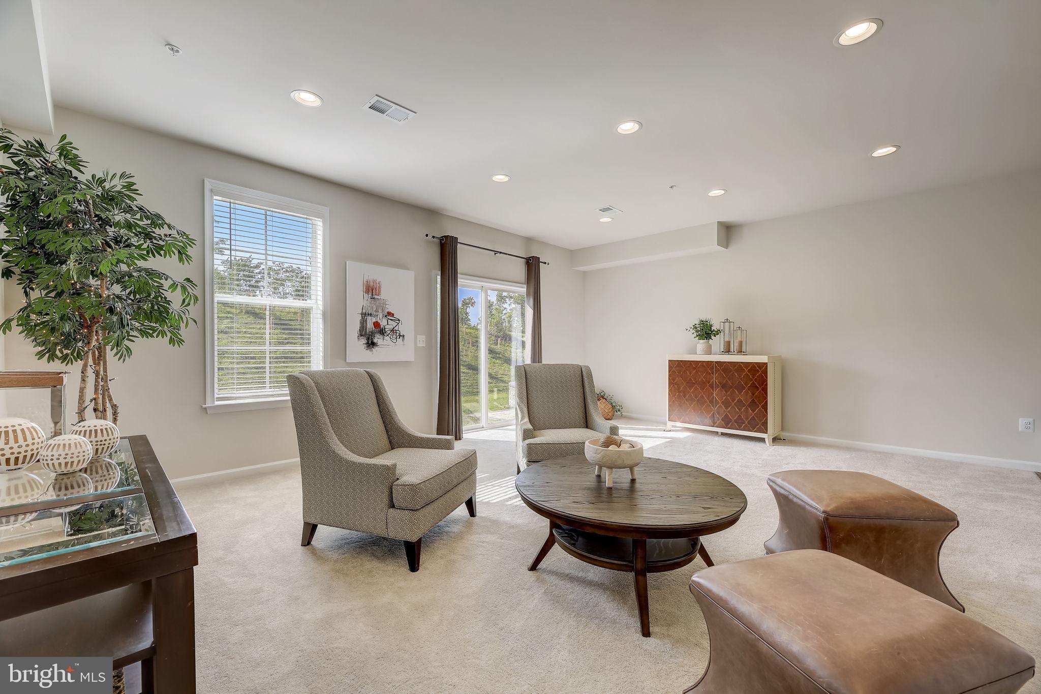 Real estate listing preview #16