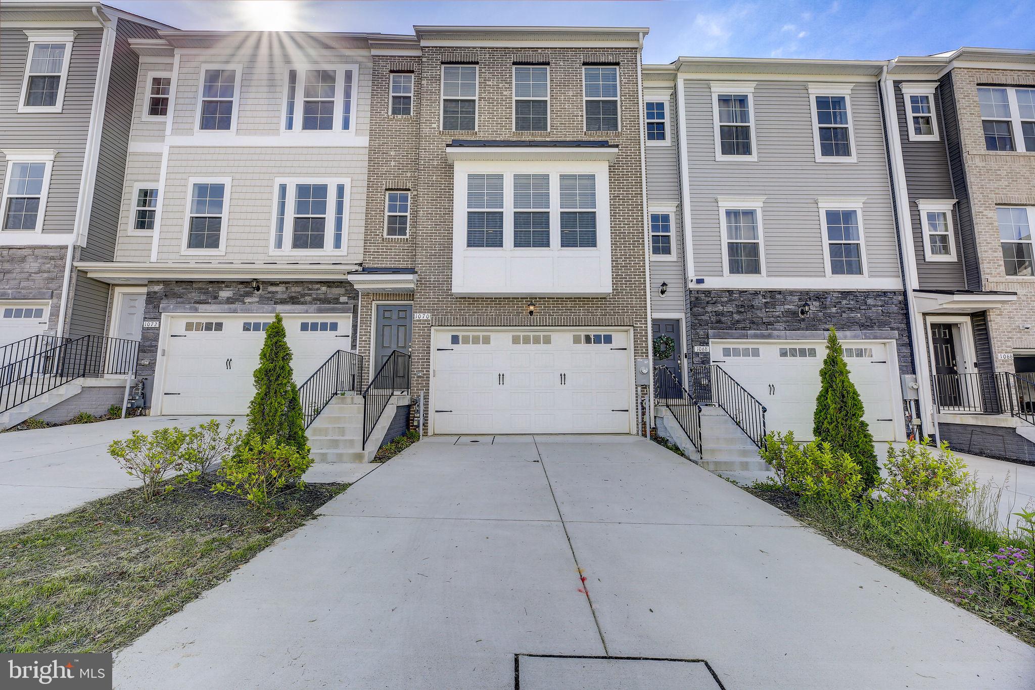 Real estate listing preview #1